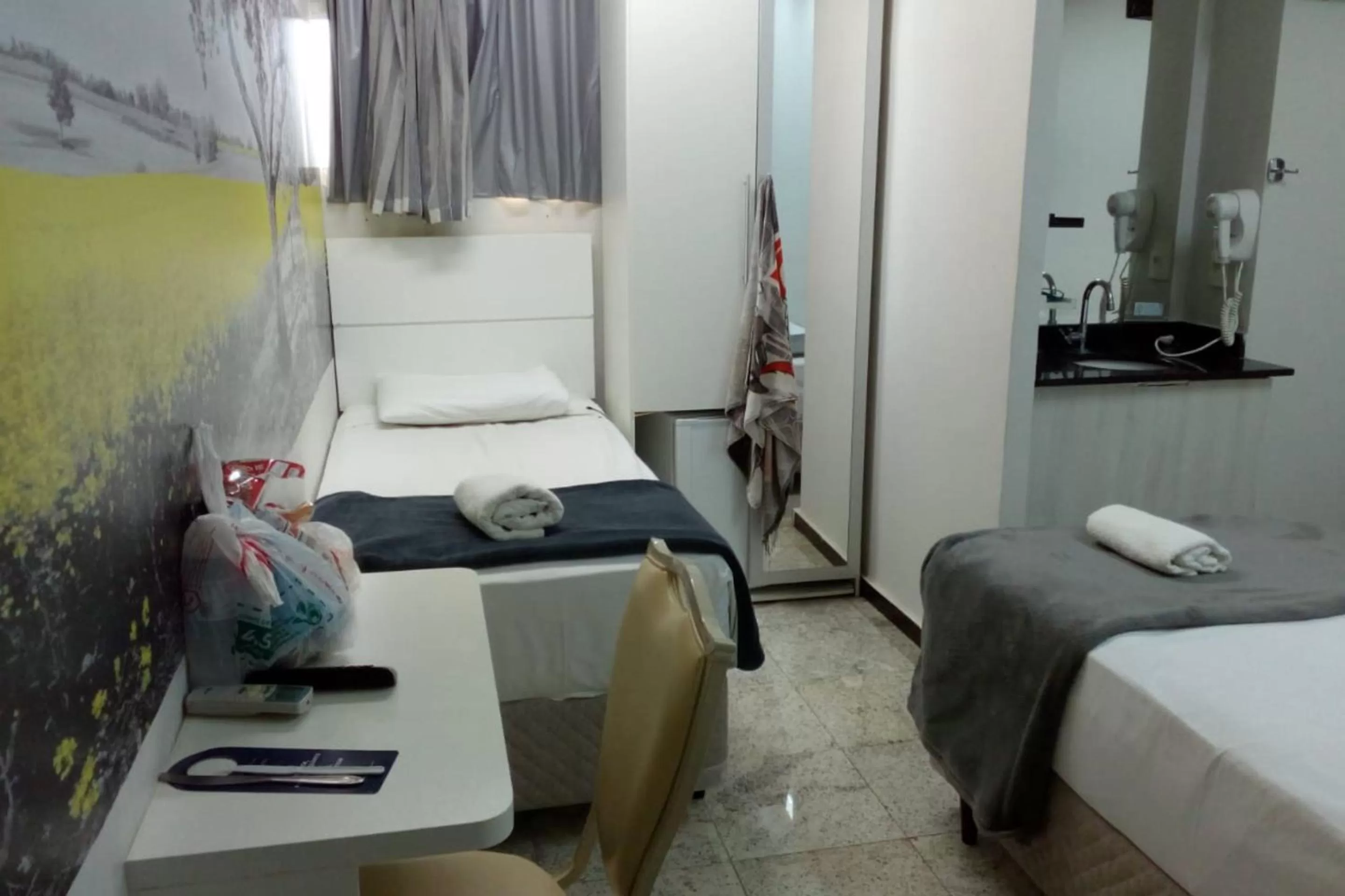 Bedroom, Bed in Compacto Hotel