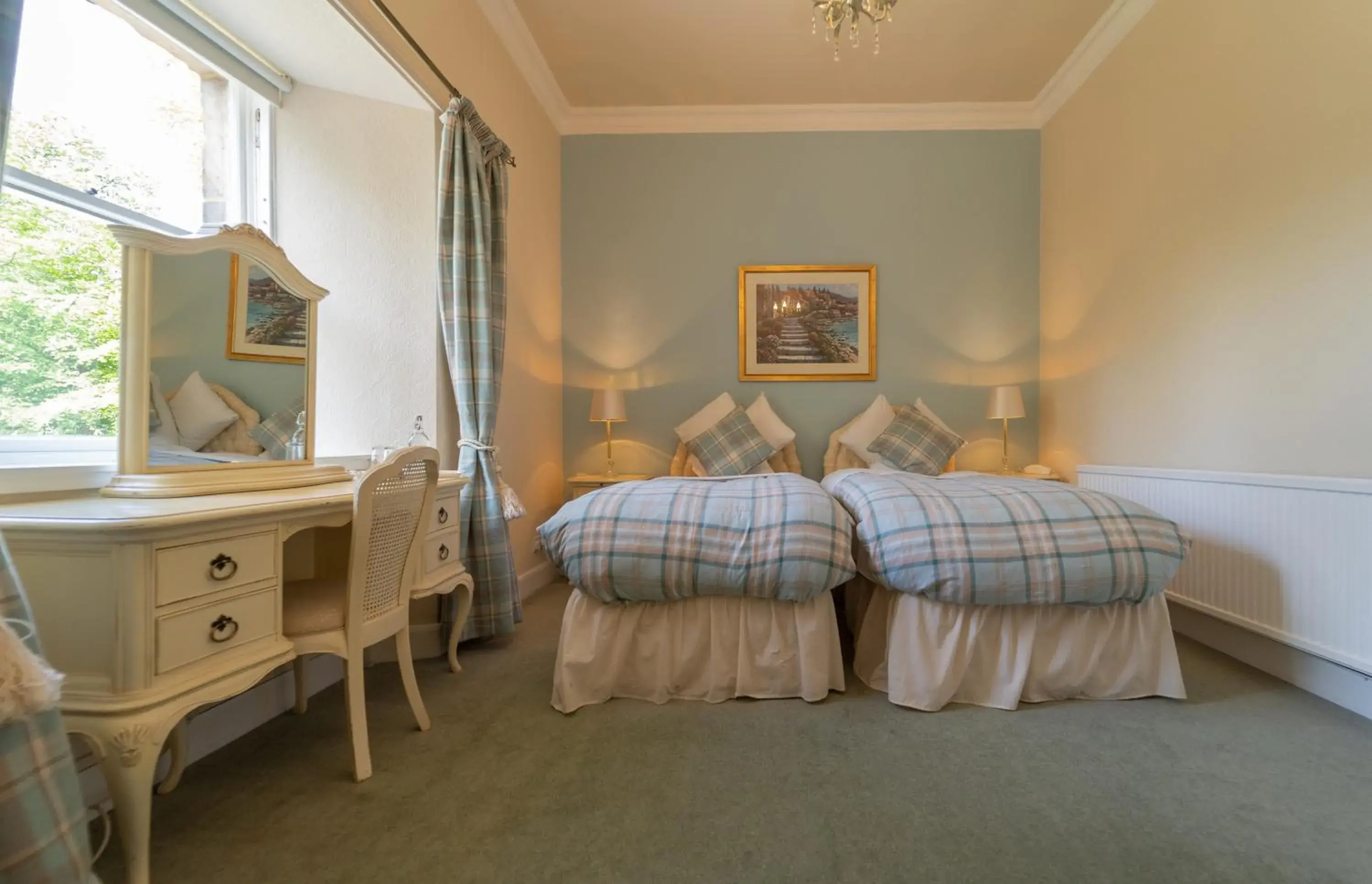 Bed, Room Photo in Bankton House Hotel