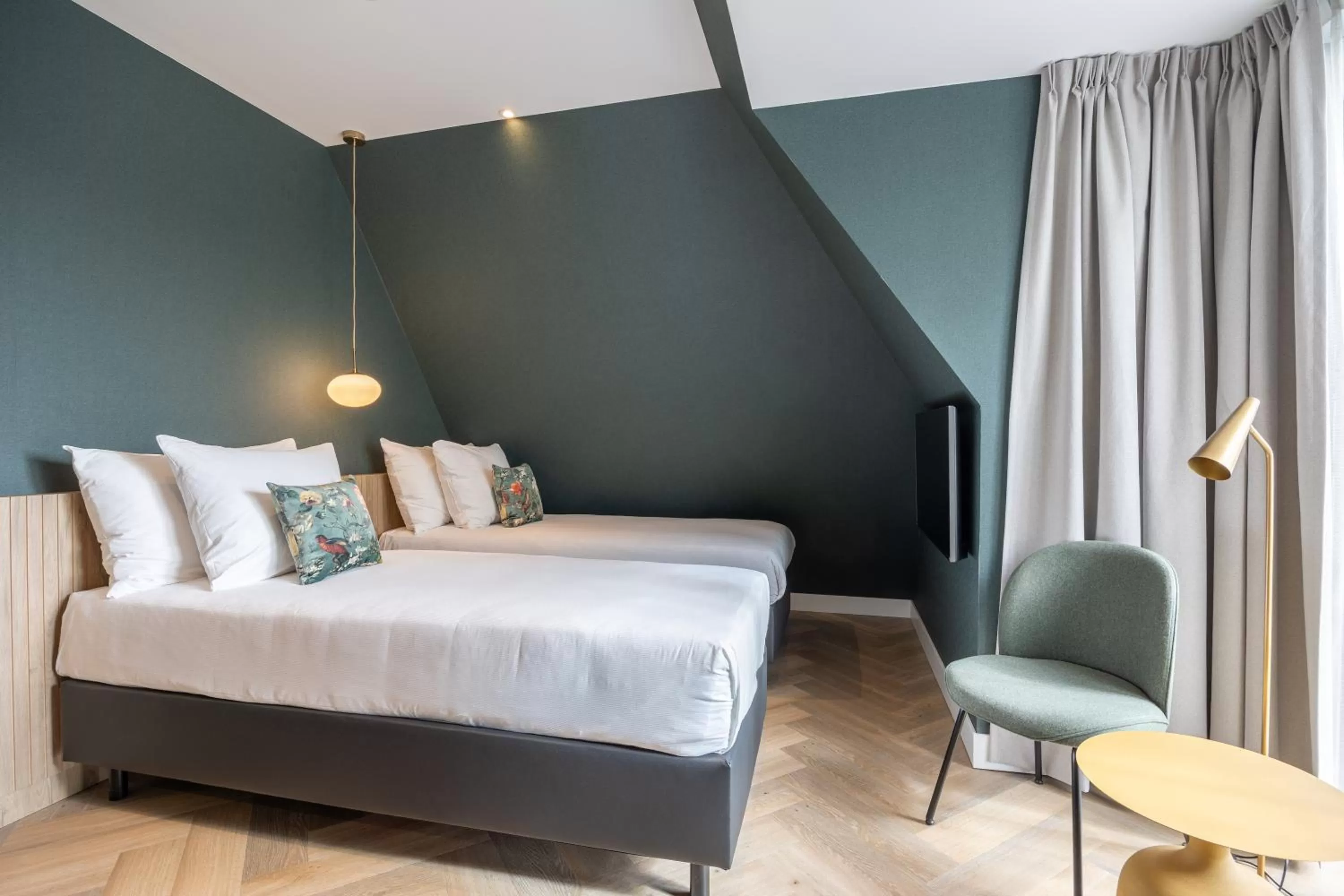 Bedroom, Bed in Van der Valk hotel Den Haag Wassenaar