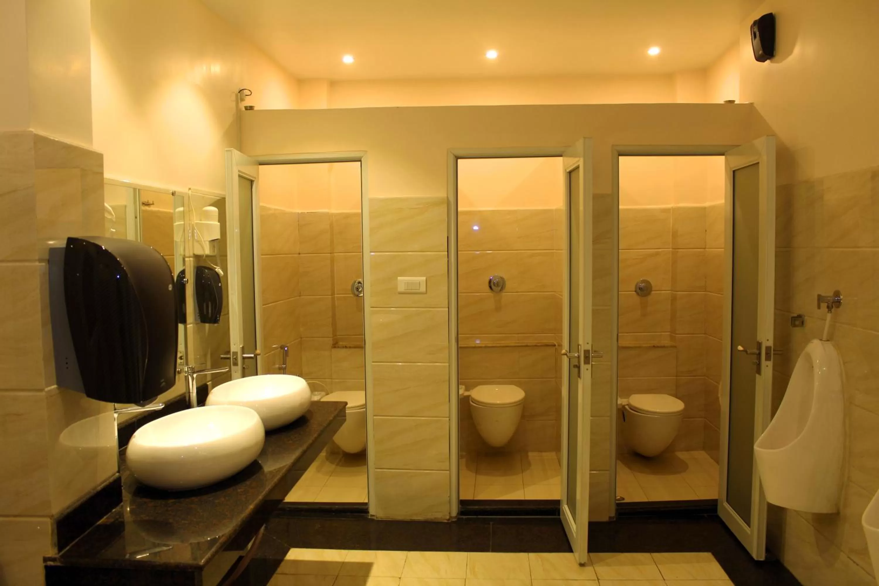 Hotel Kama International