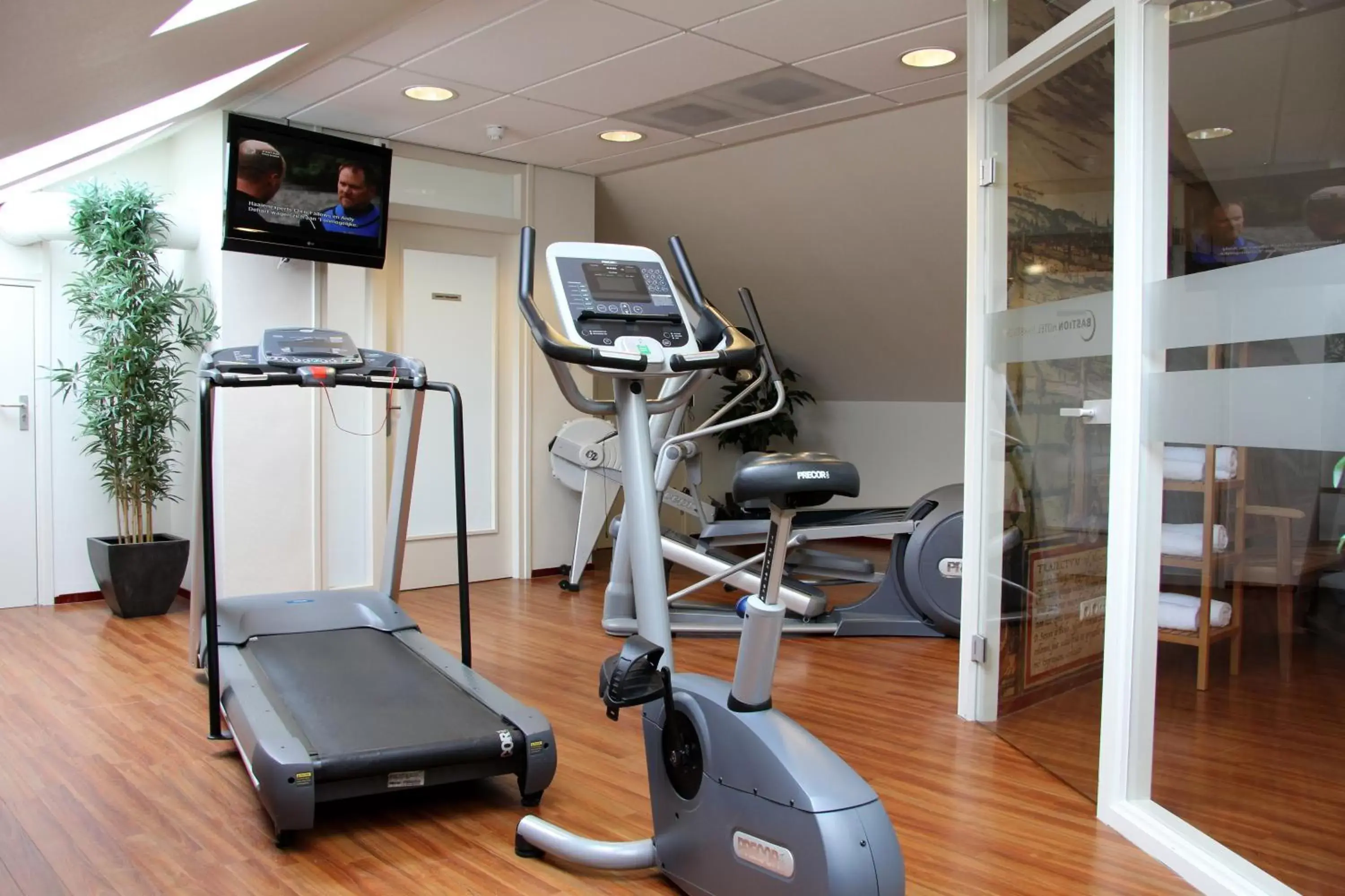 Fitness centre/facilities, Fitness Center/Facilities in Bastion Hotel Maastricht Centrum