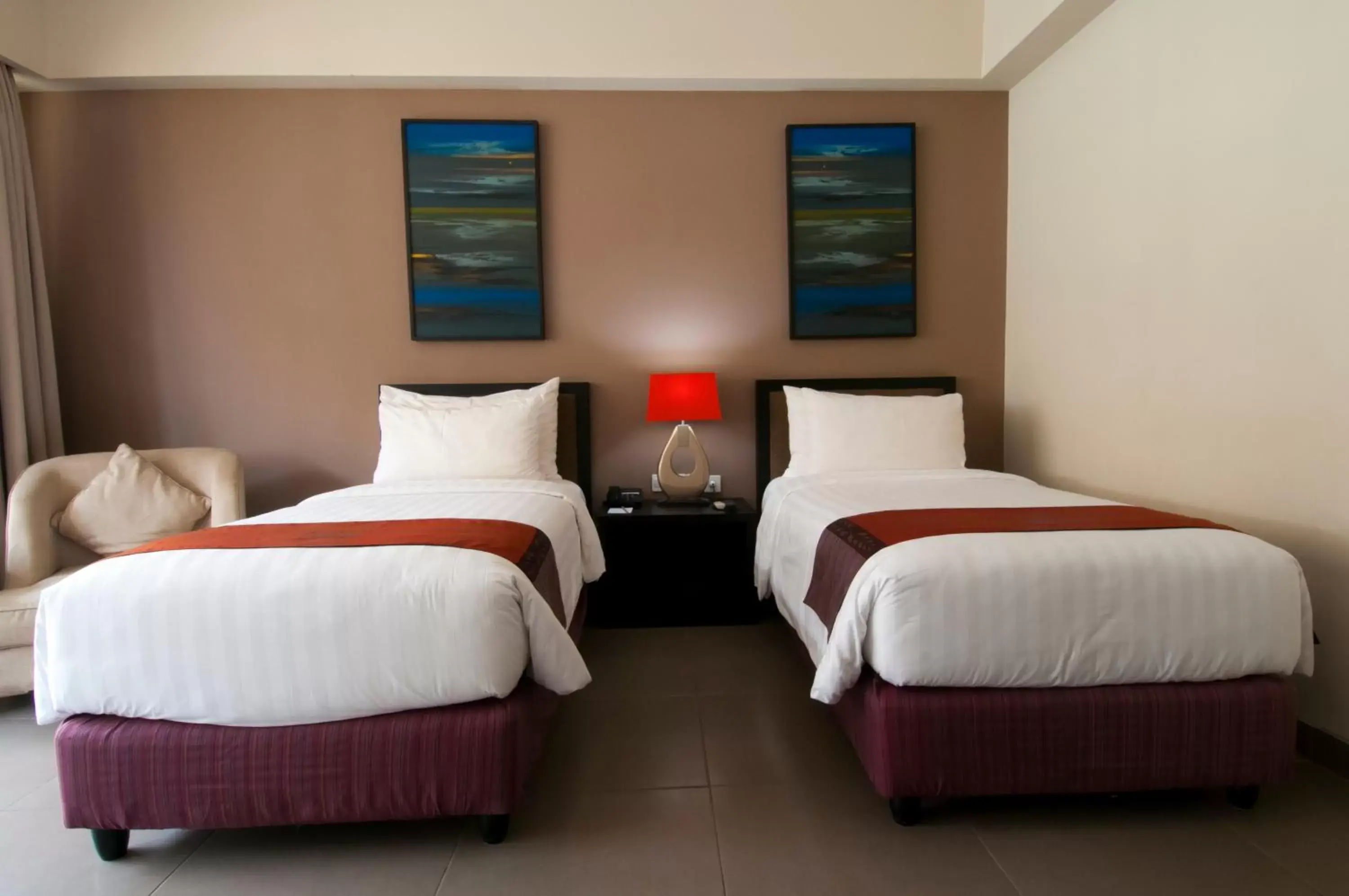 Bedroom, Bed in 100 Sunset Kuta Hotel & Ballroom