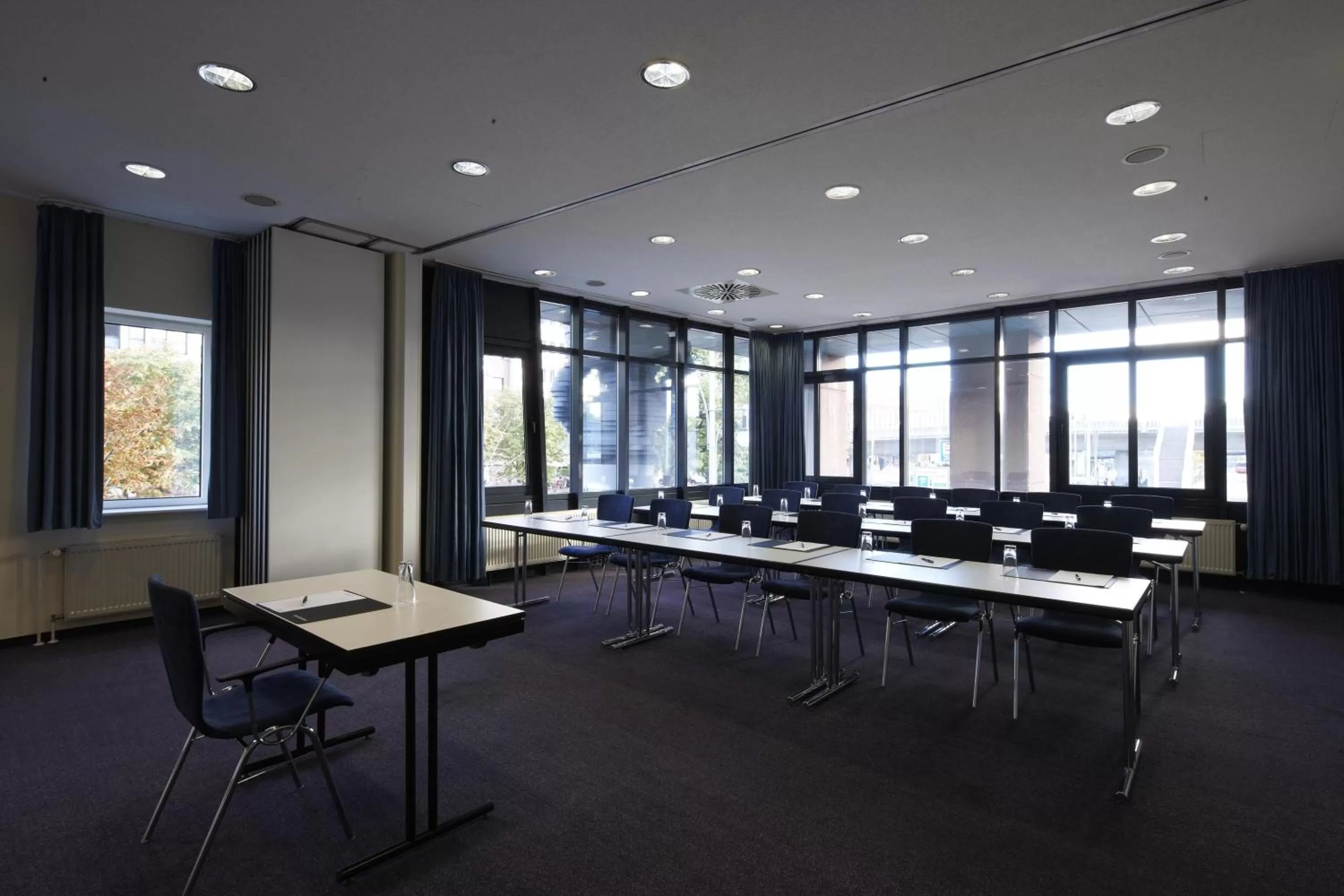 Business facilities in IntercityHotel Freiburg