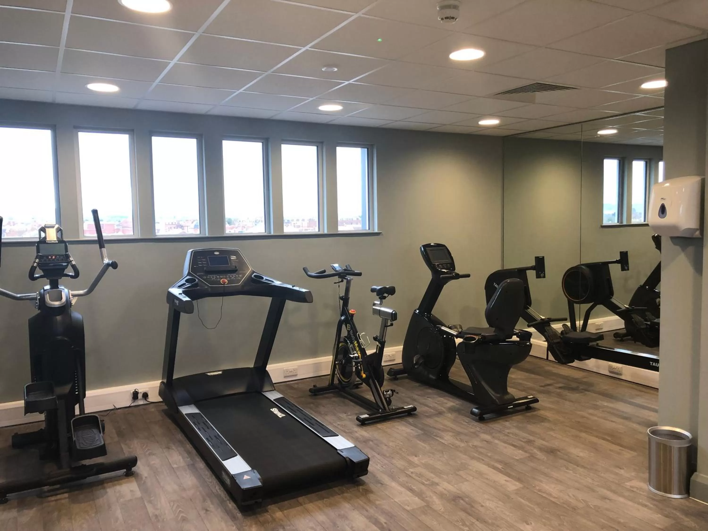 Fitness centre/facilities in Mercure Bridgwater
