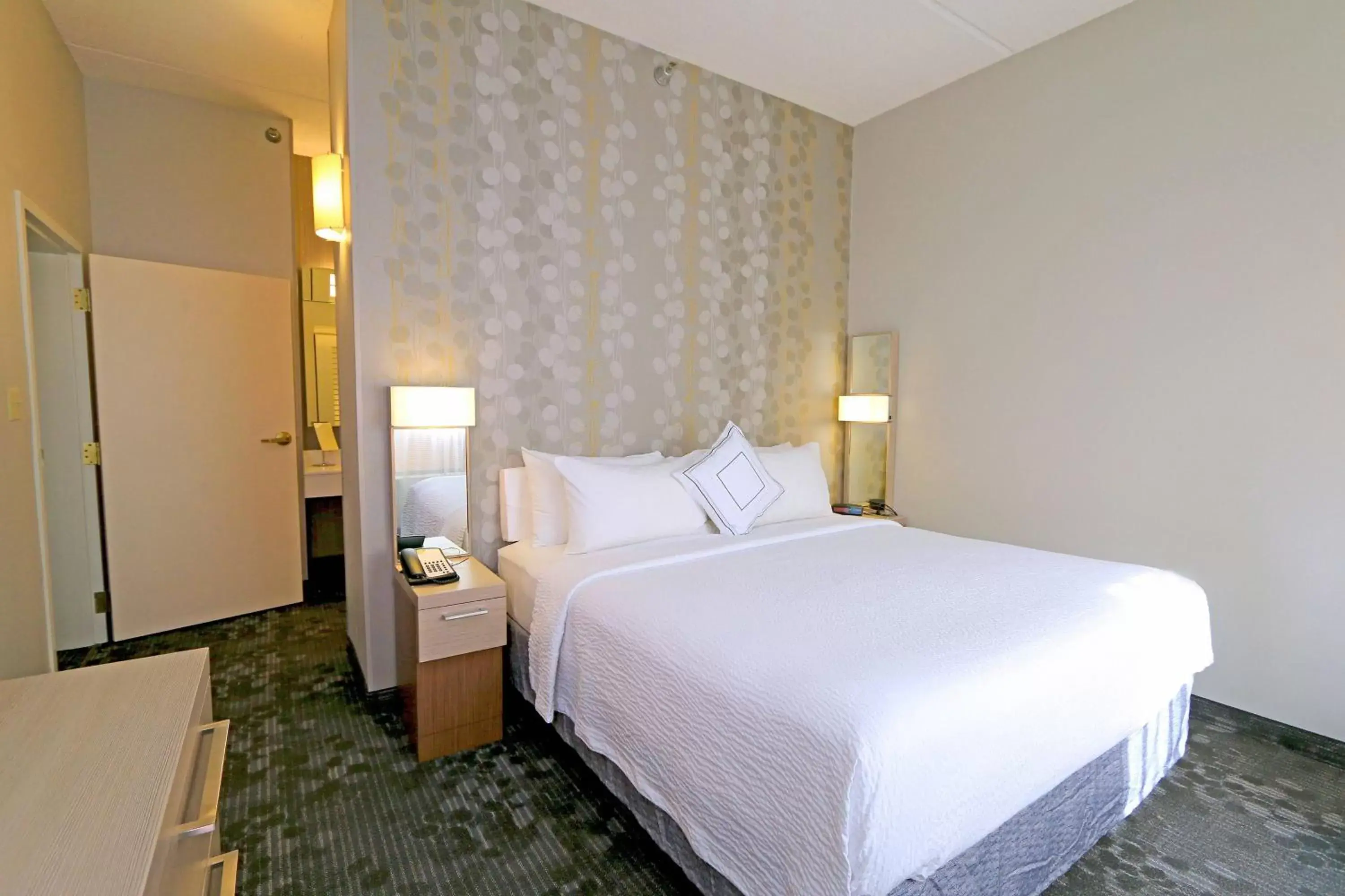 Bedroom, Bed in Courtyard by Marriott- Austin Round Rock