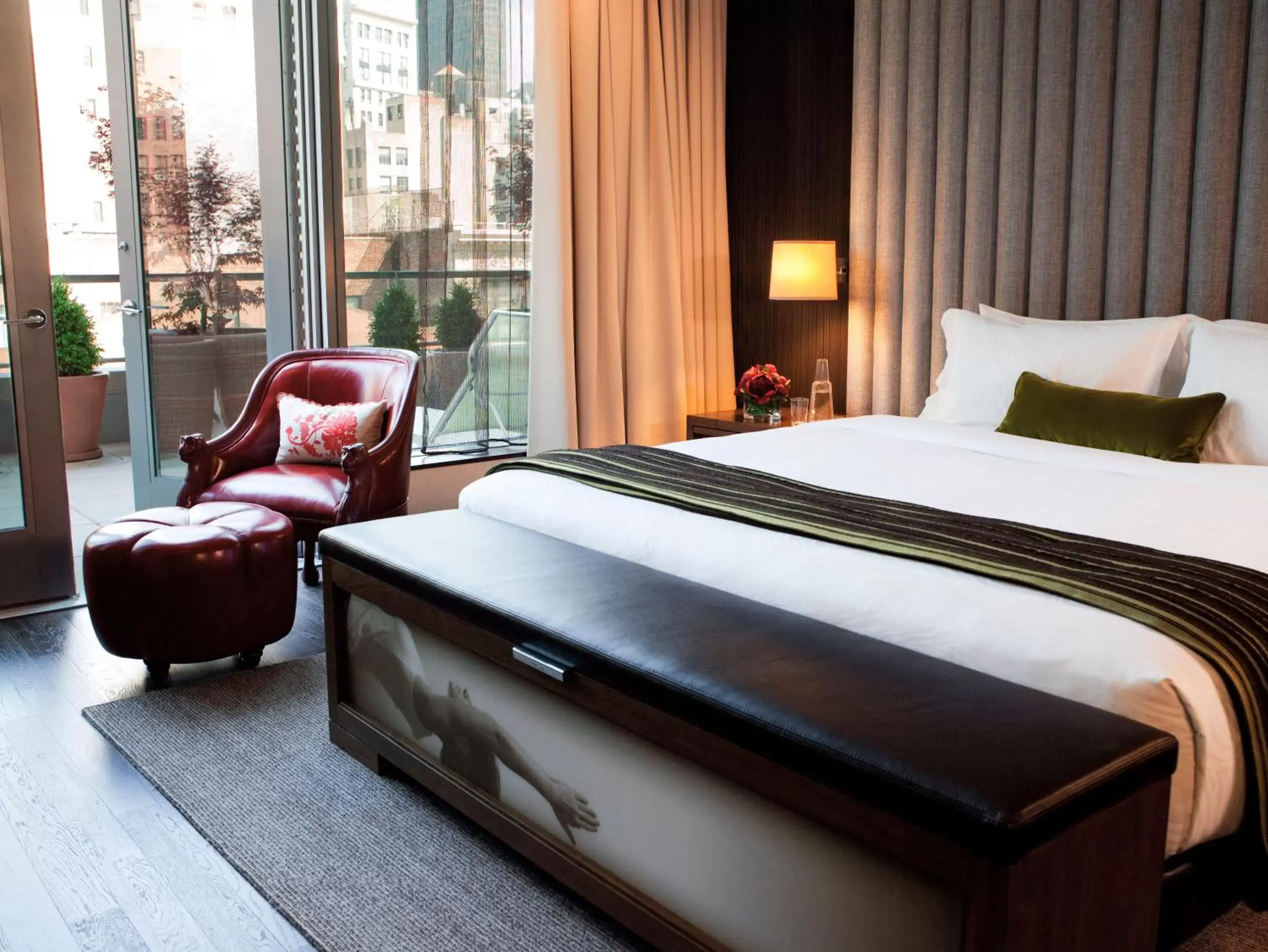 Photo of the whole room, Bed in Kimpton Hotel Eventi, an IHG Hotel