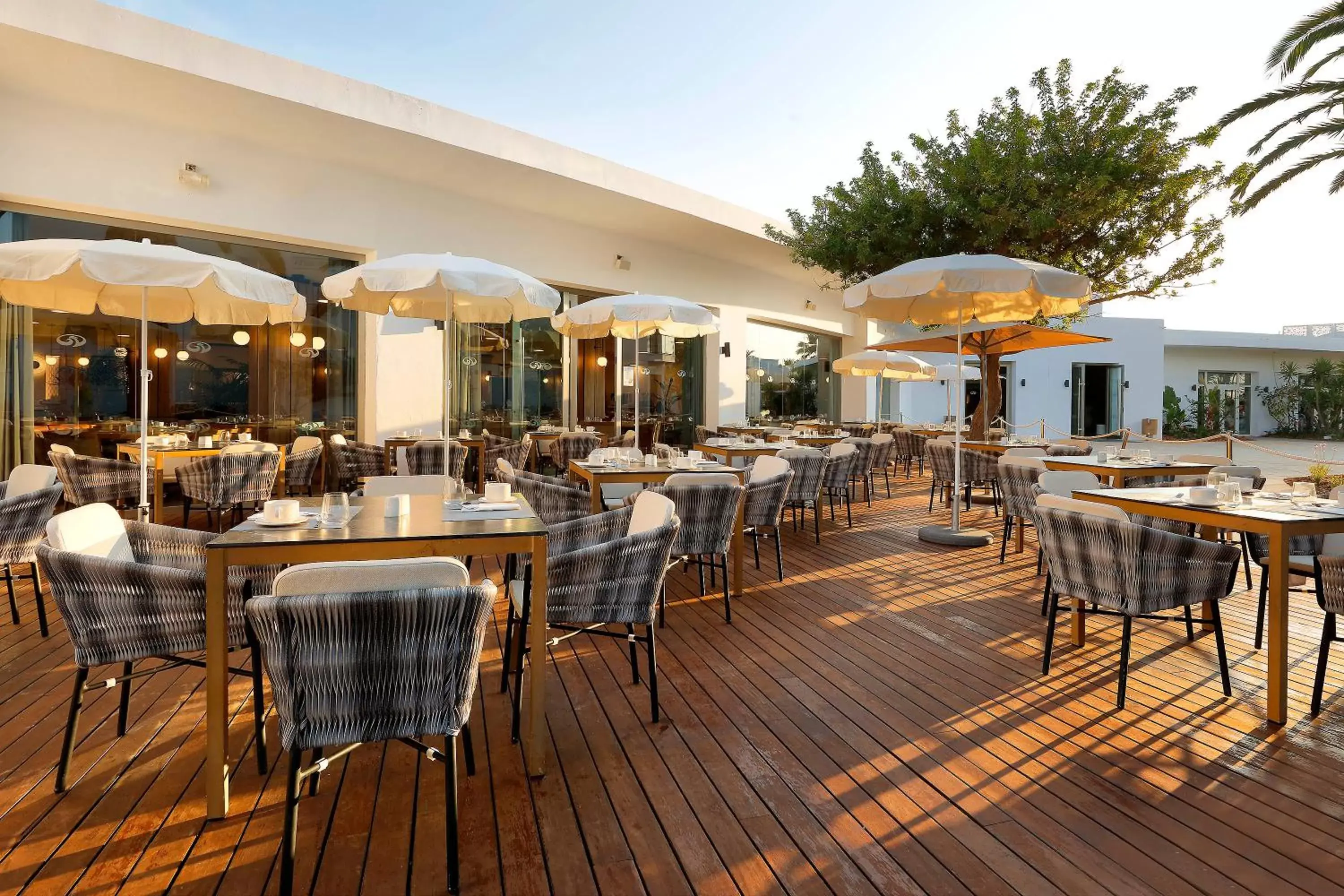 Lounge or bar, Restaurant/Places to Eat in Grand Palladium Palace Ibiza Resort & Spa- All Inclusive