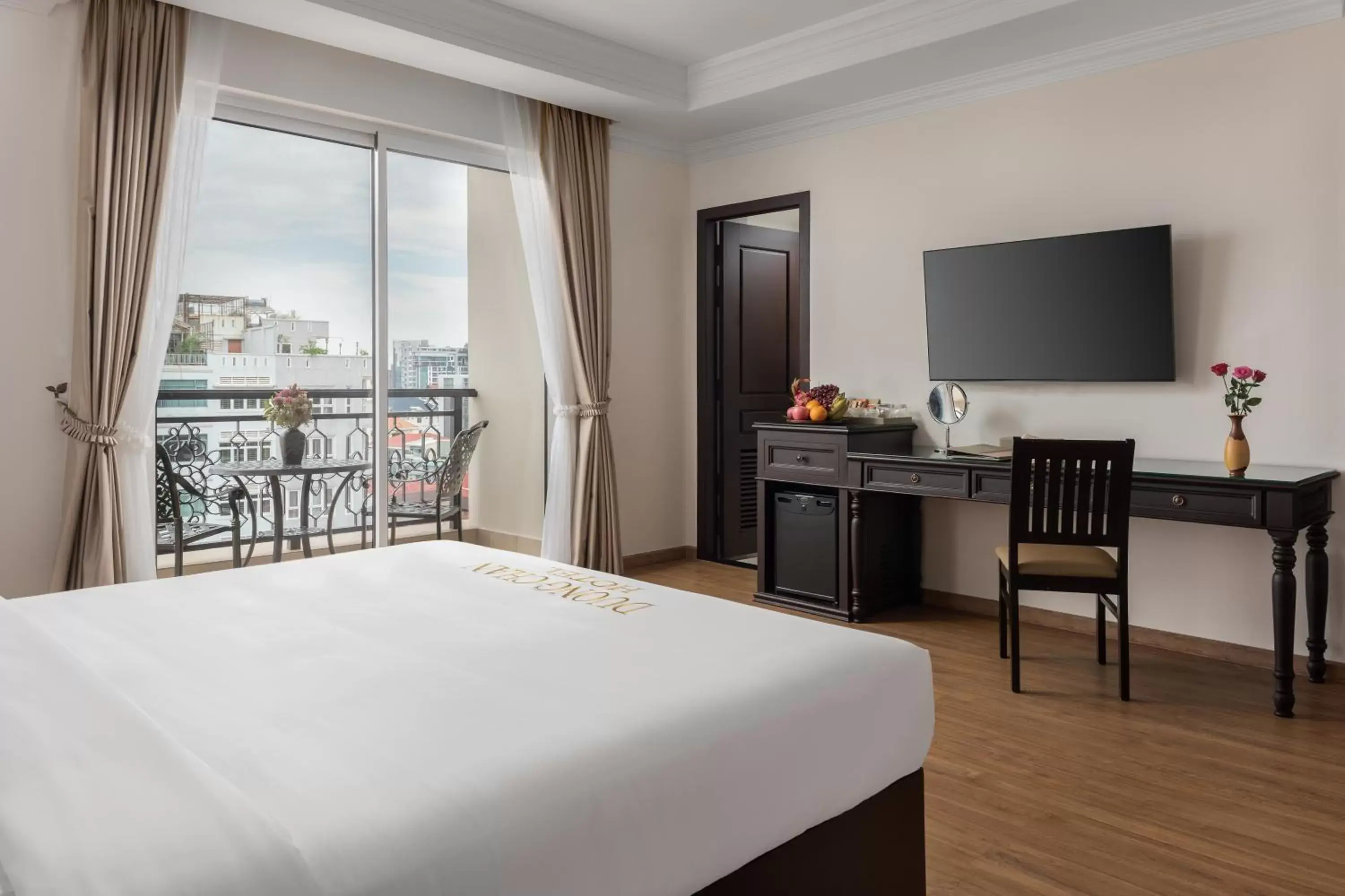 Bedroom in Duong Chan Hotel