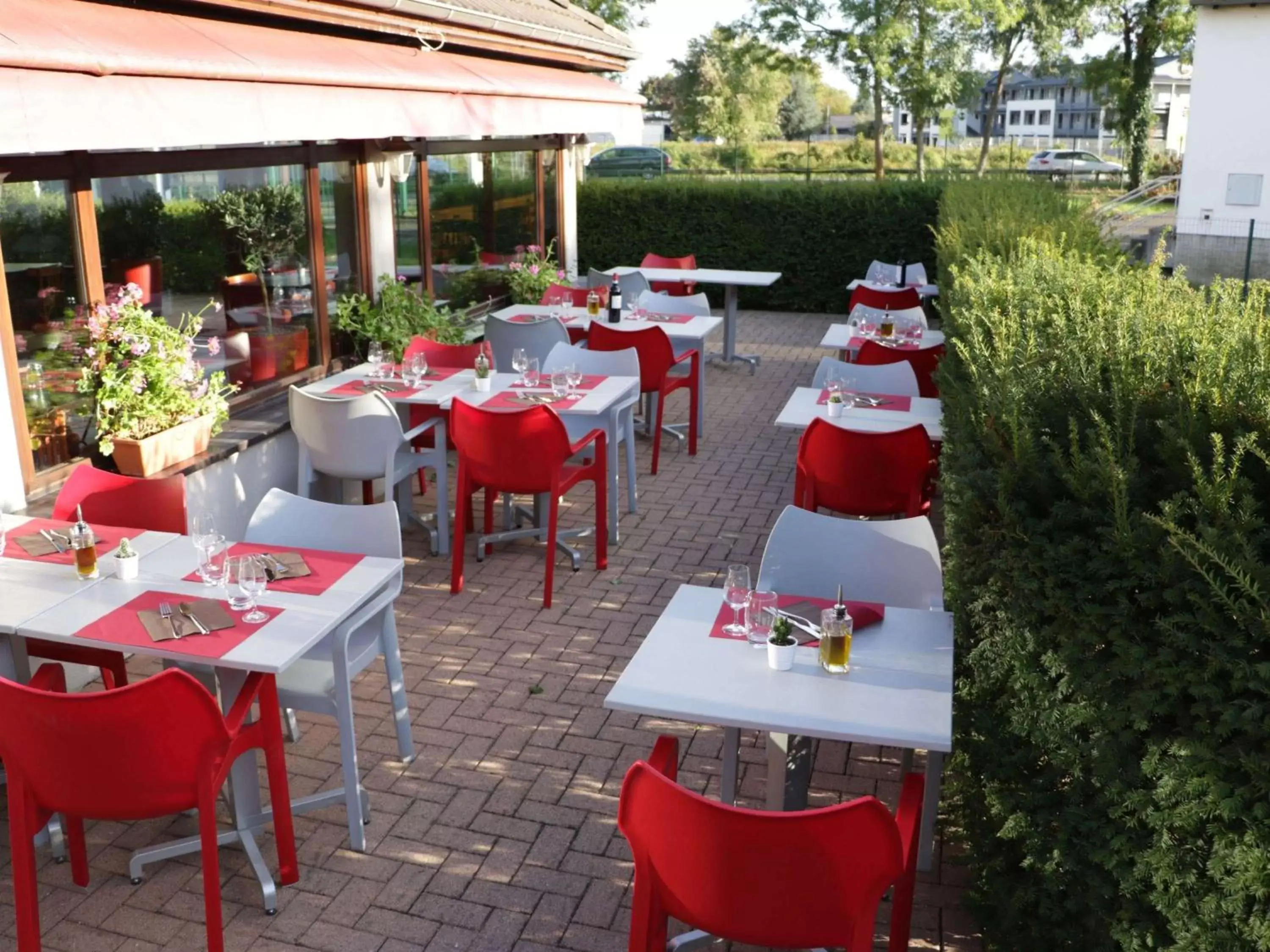 Lounge or bar, Restaurant/Places to Eat in ibis Strasbourg Sud La Vigie