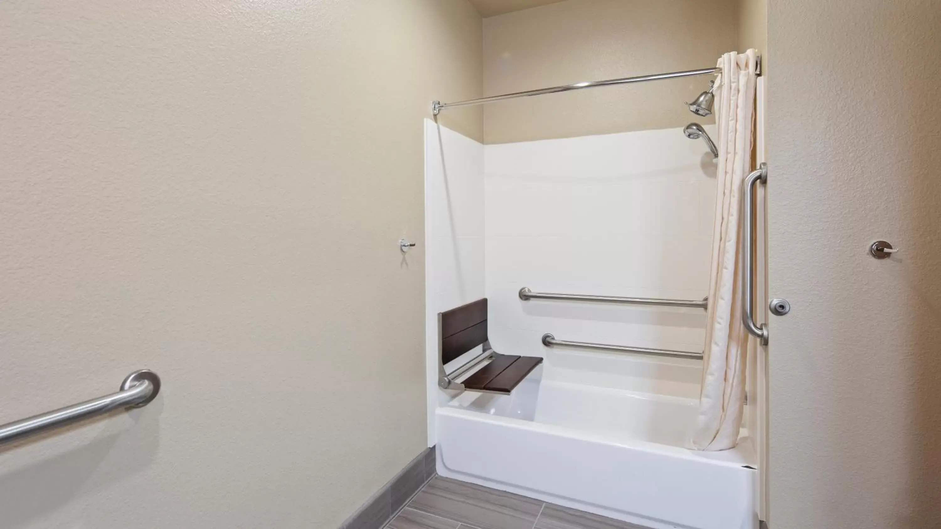 Bathroom in Best Western Golden Spike Inn & Suites