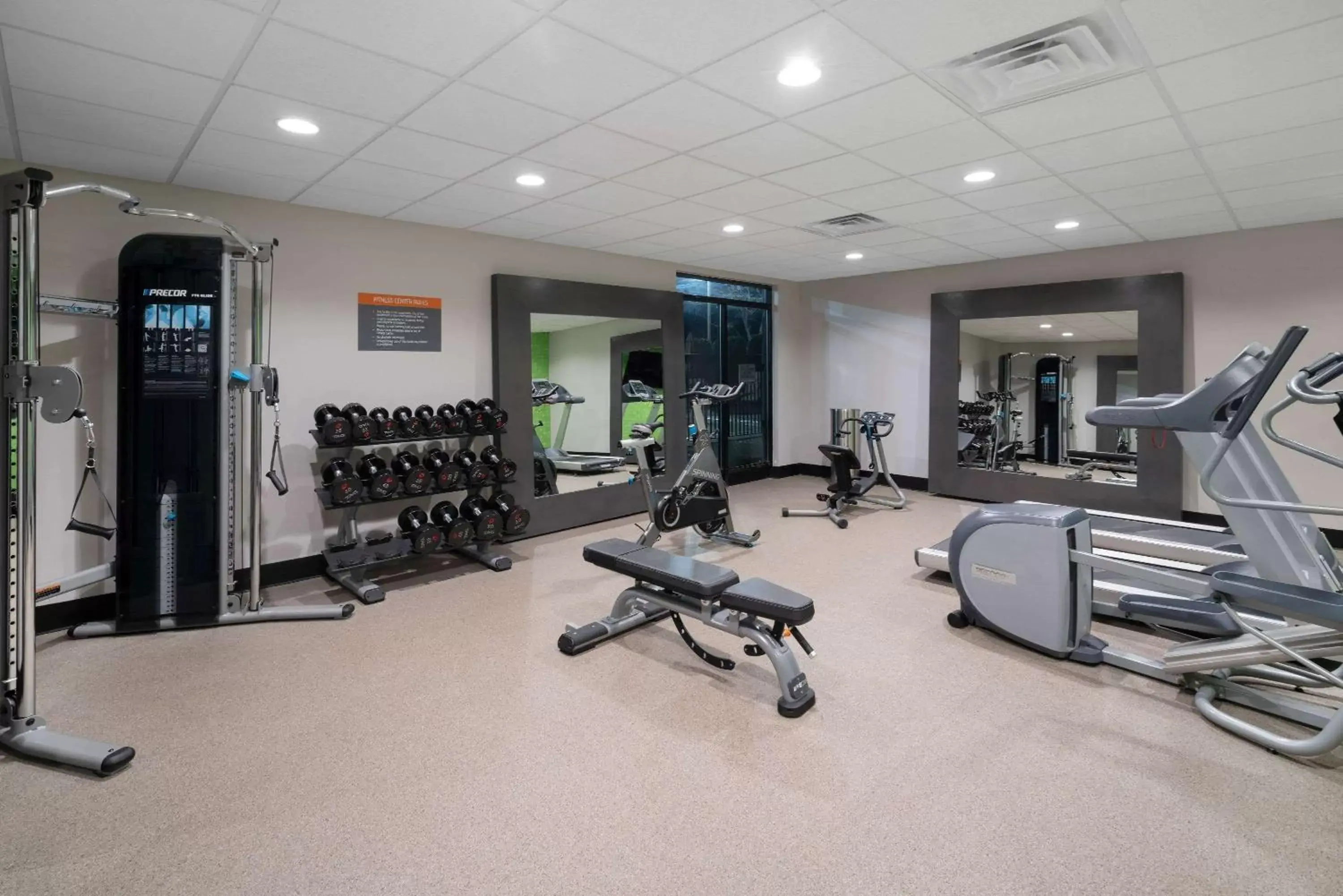 Fitness centre/facilities, Fitness Center/Facilities in La Quinta by Wyndham Raleigh Downtown North