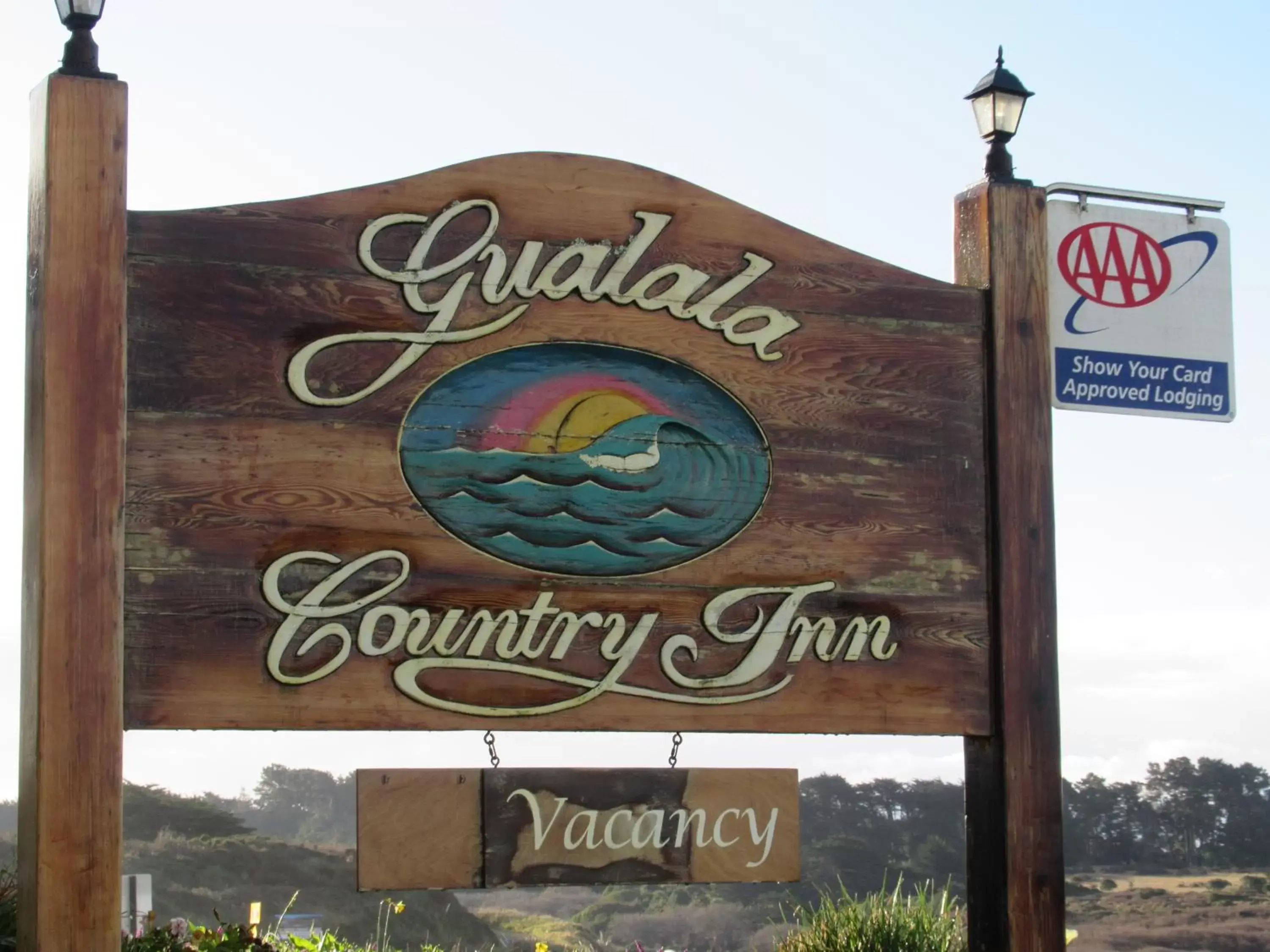 Property Logo/Sign in Gualala Country Inn