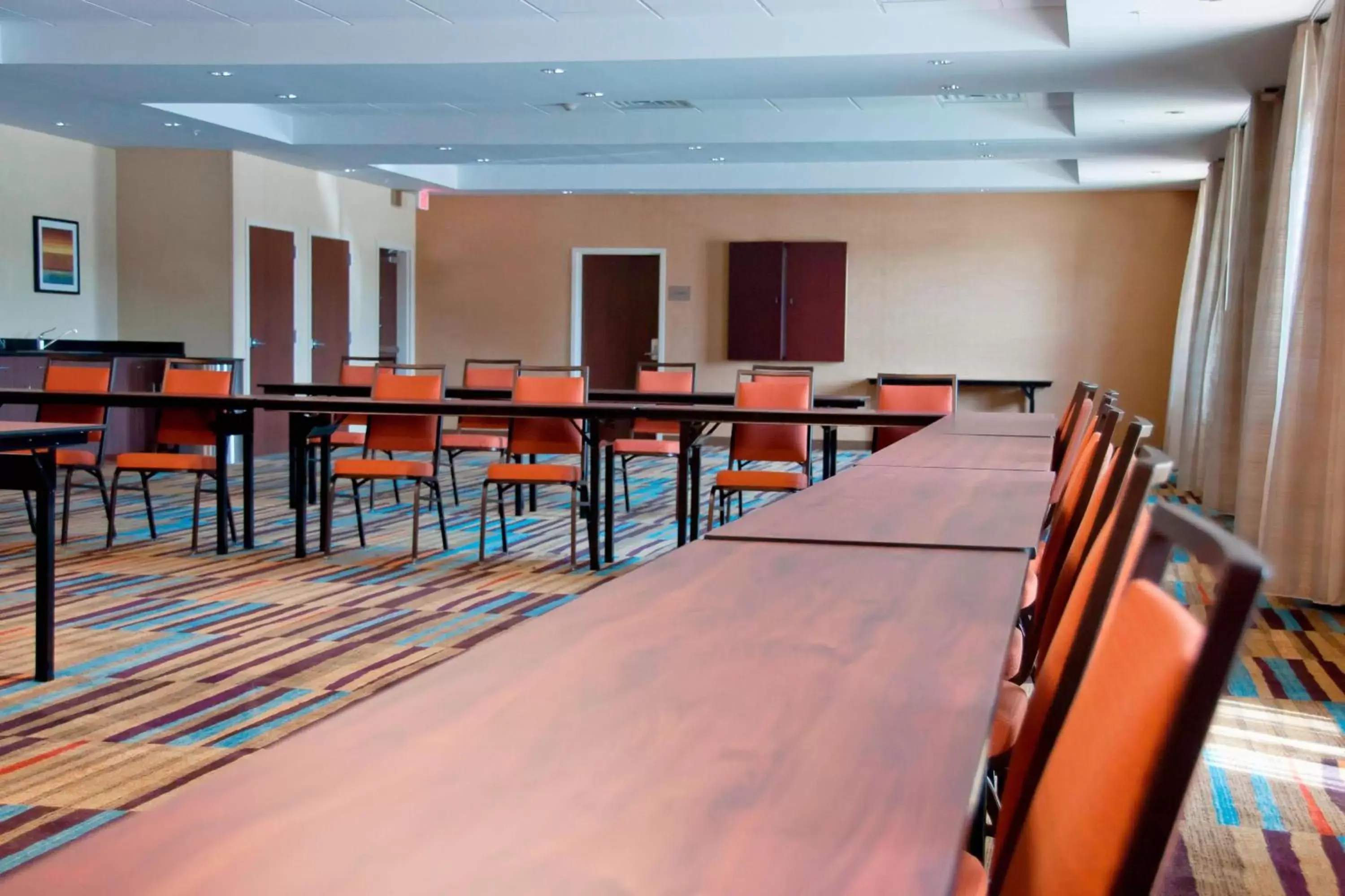 Meeting/conference room in Fairfield Inn & Suites by Marriott Des Moines Urbandale
