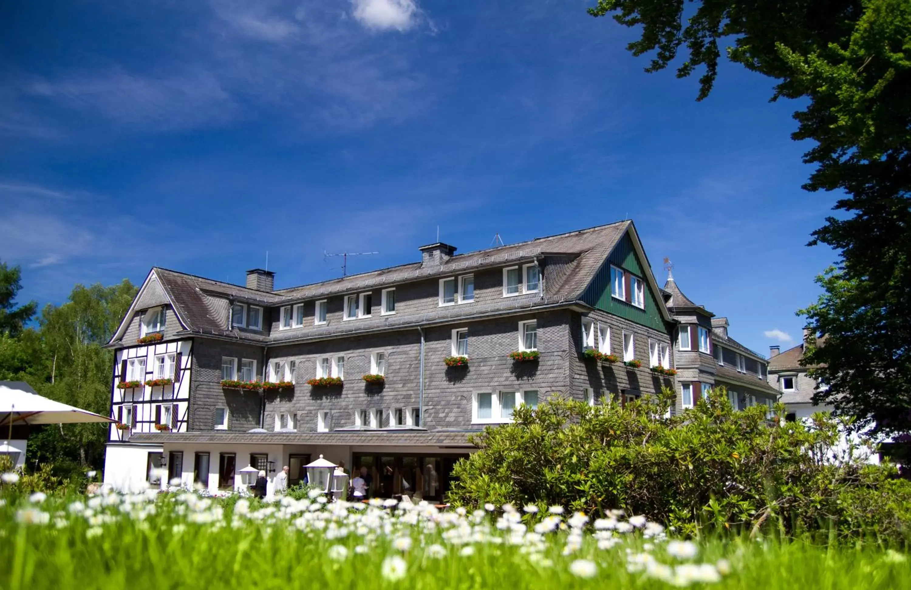 Facade/entrance, Property Building in Hotel Jagdhaus Wiese