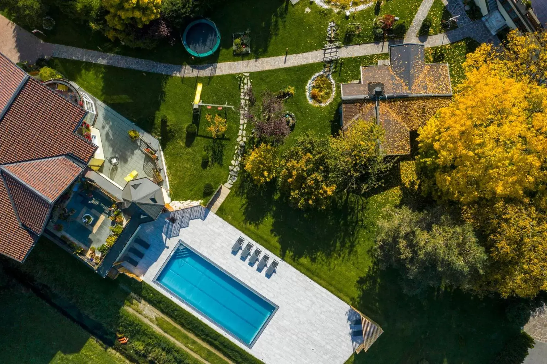 Bird's eye view, Bird's-eye View in Hotel Schartner