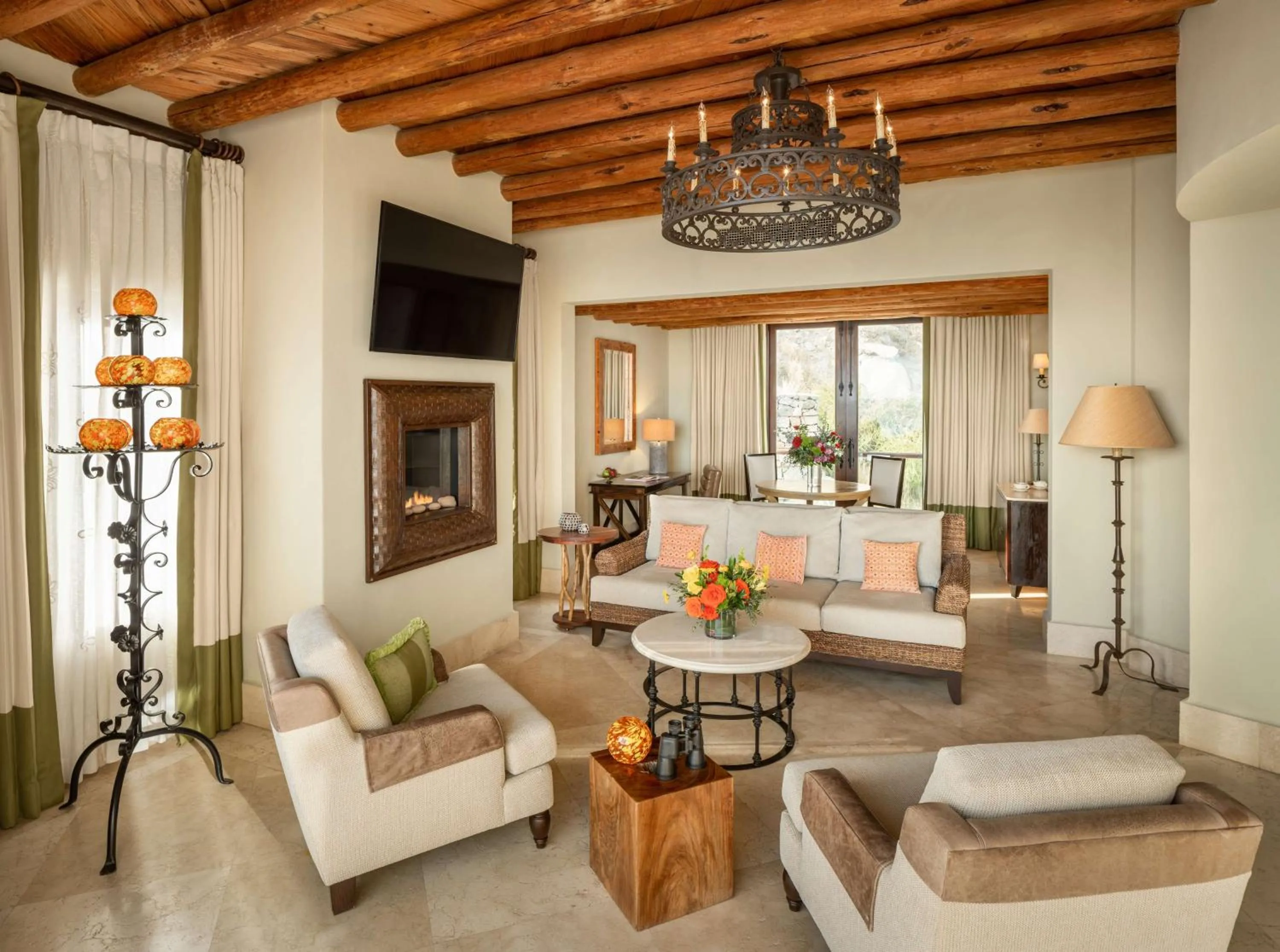Living room in Waldorf Astoria Los Cabos Pedregal