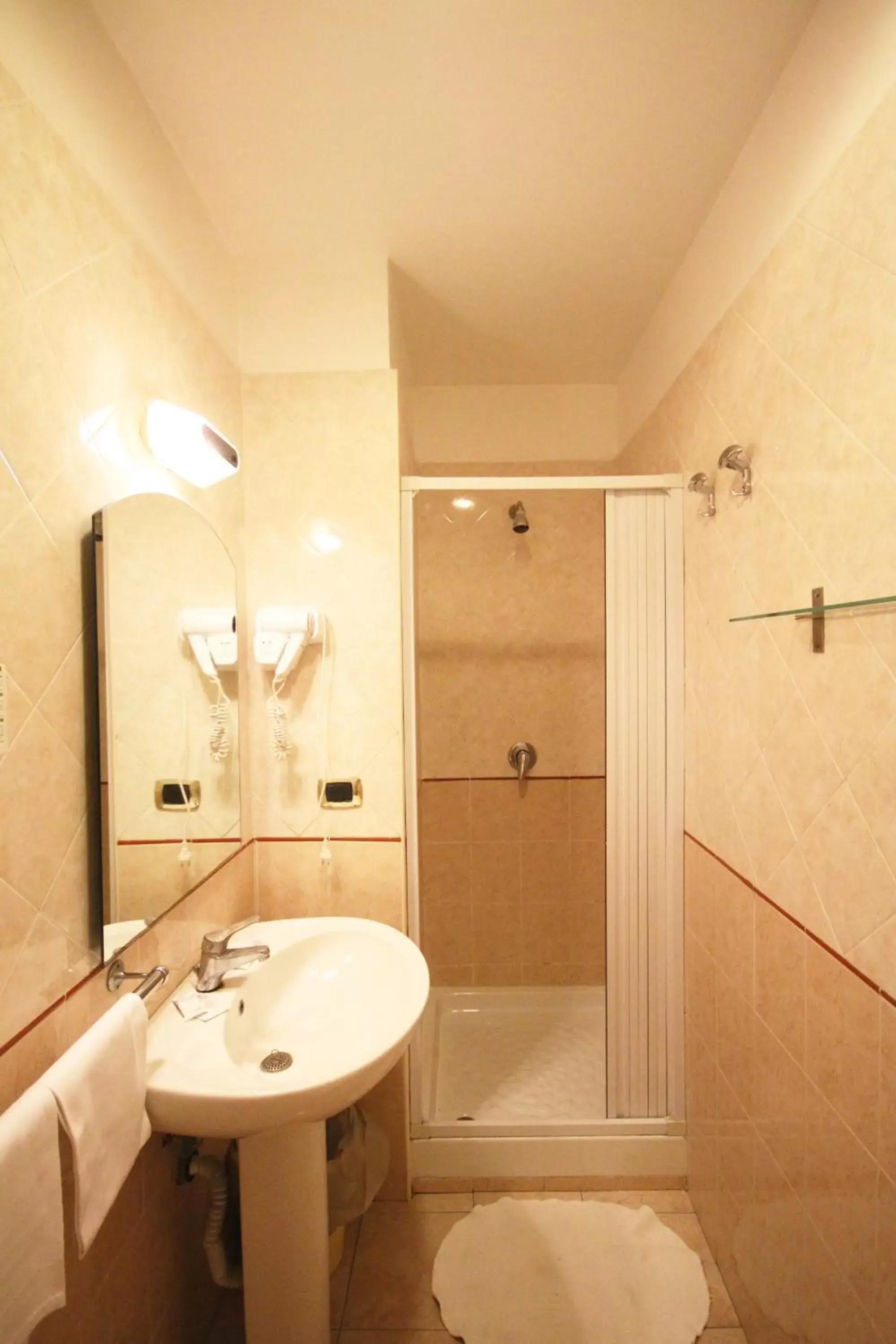 Shower, Bathroom in Hotel Zara Napoli
