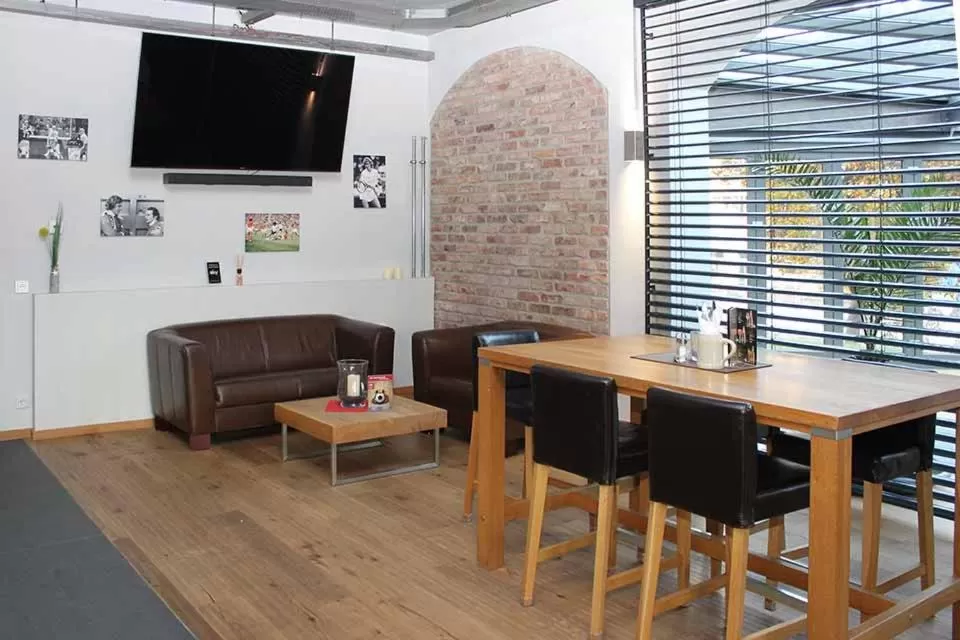 TV and multimedia in SOLEWERK Hotel