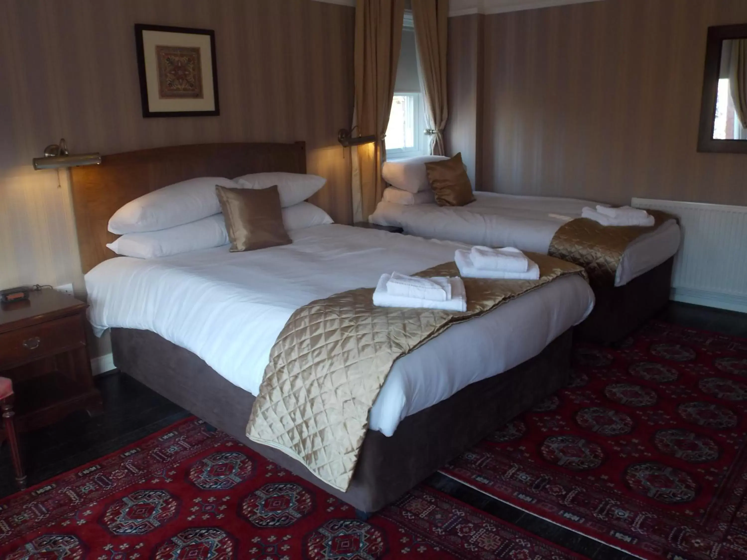 Bedroom, Bed in The Mountford Hotel