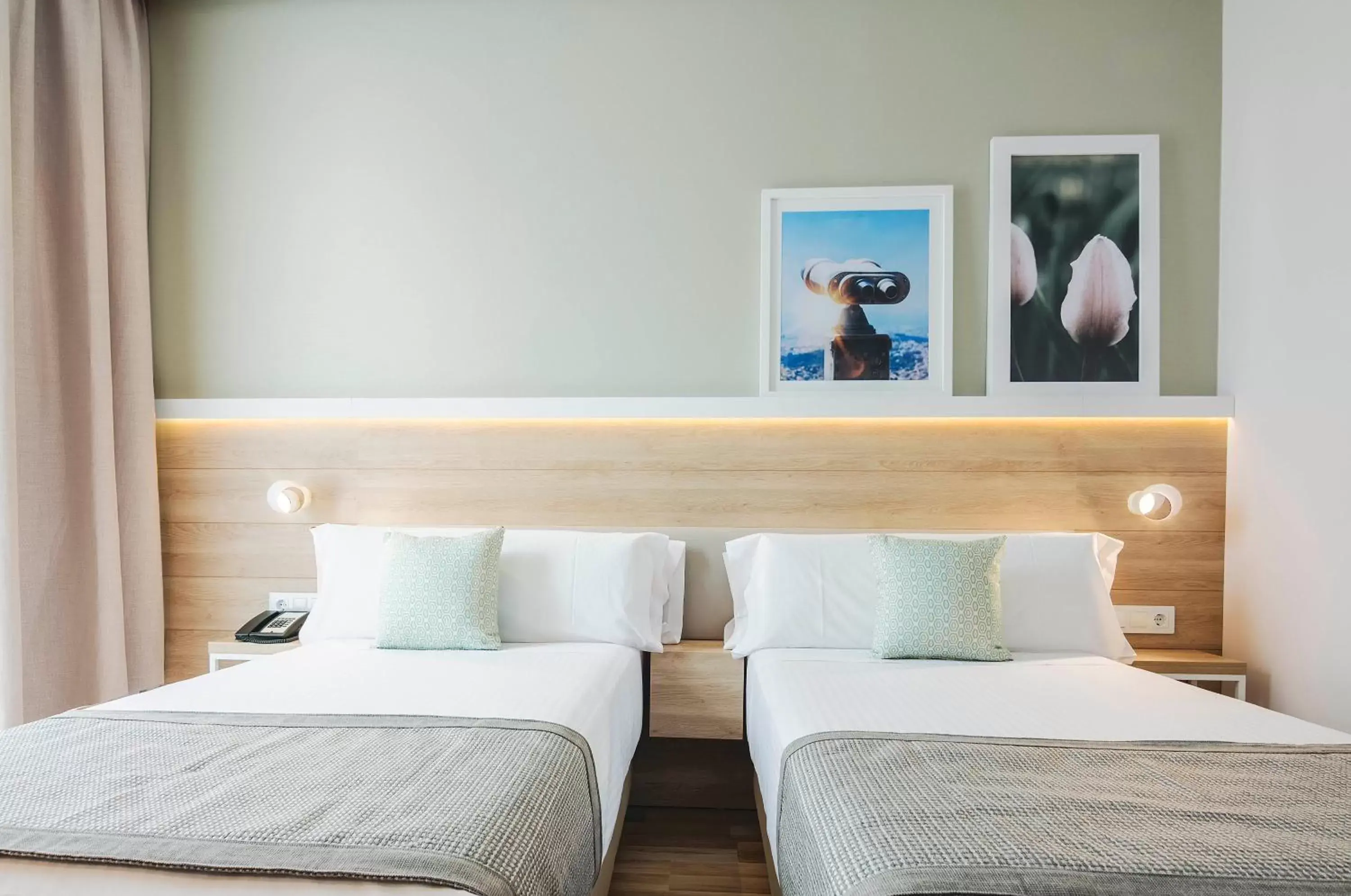 Bed in Golden Hotel Barcelona Bed in Golden Hotel Barcelona