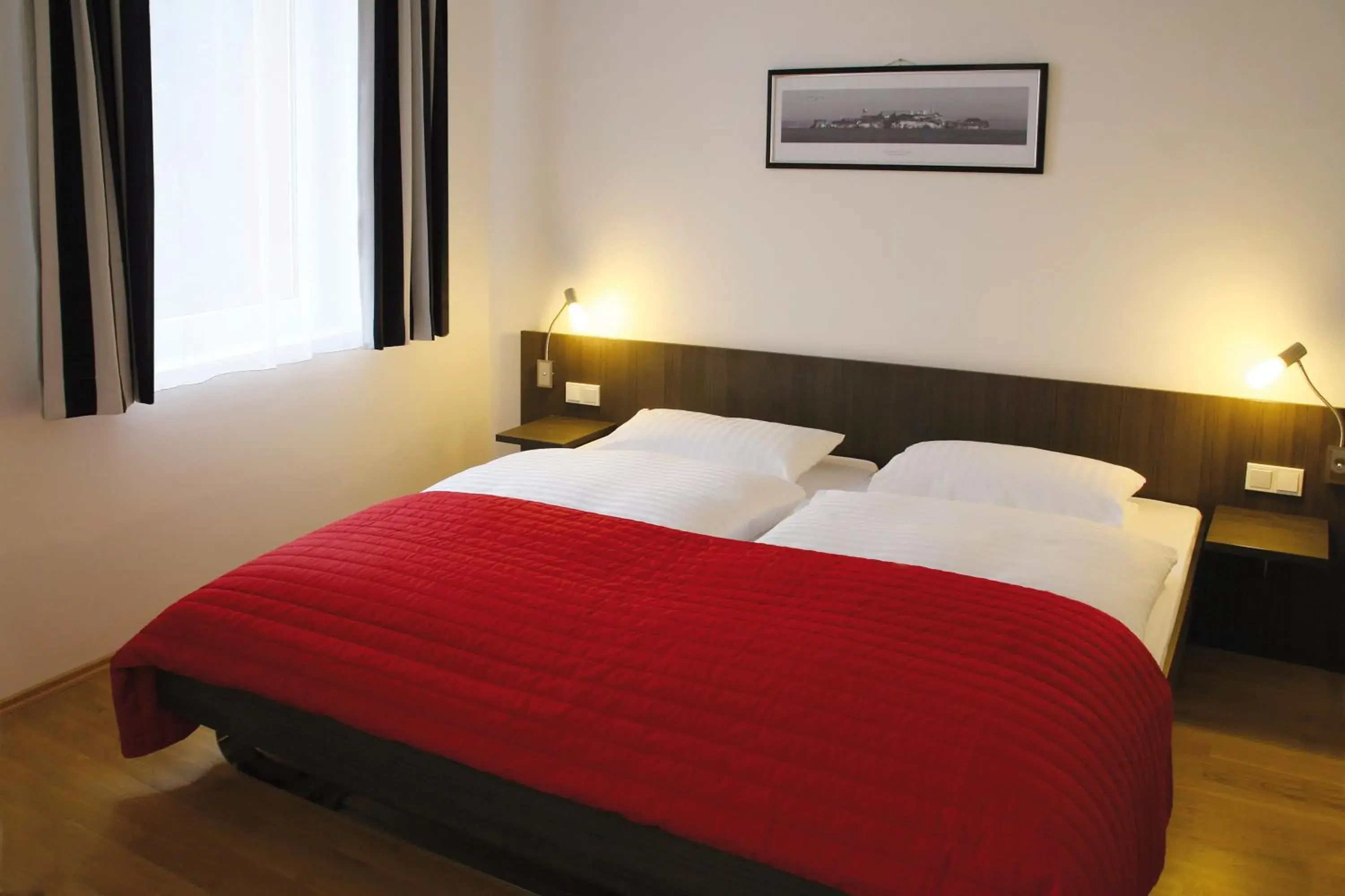 Junior Suite in ALCATRAZ Hotel am Japanischen Garten Junior Suite in ALCATRAZ Hotel am Japanischen Garten