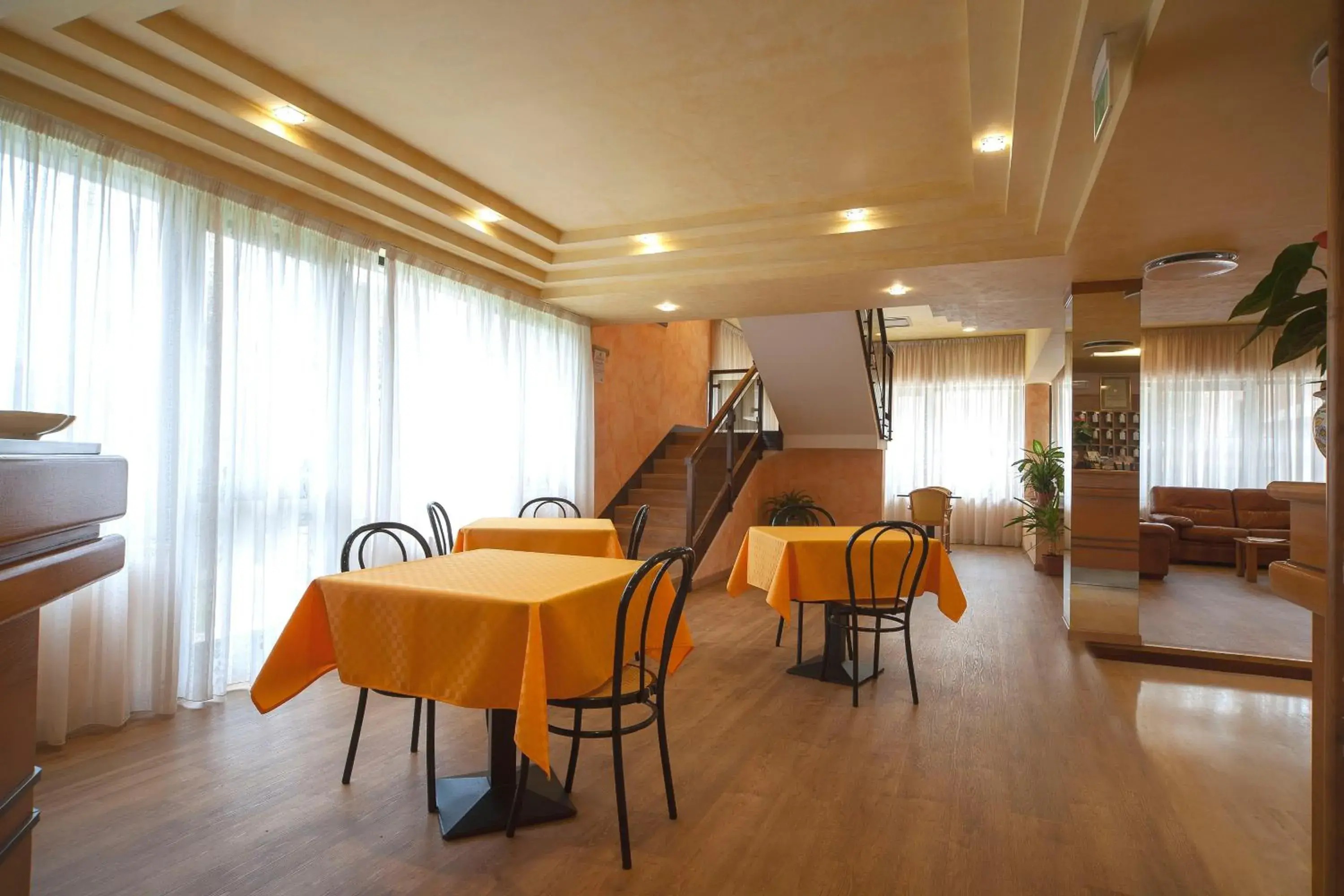 Lounge or bar, Restaurant/Places to Eat in Hotel Pennile