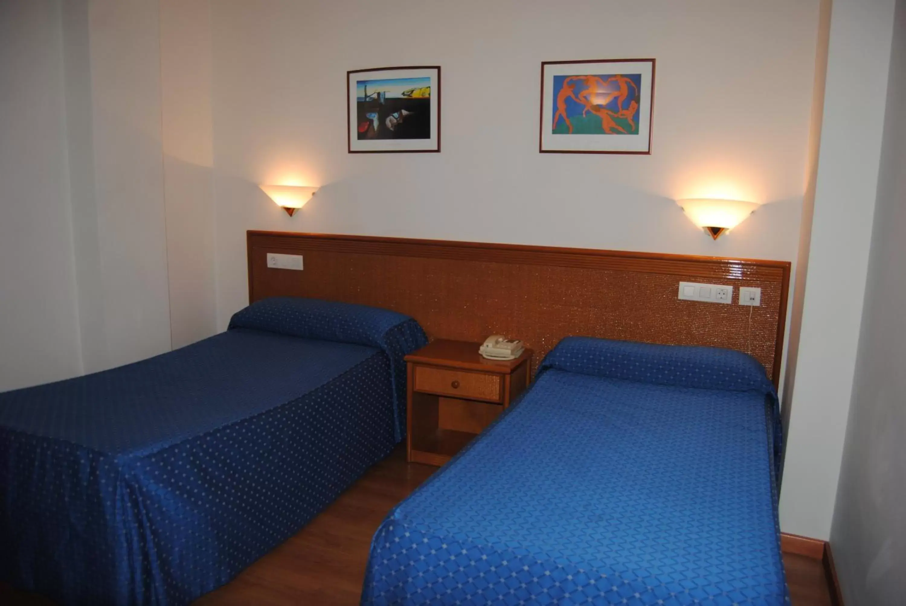 Double or Twin Room - single occupancy in Hotel Peña de Arcos