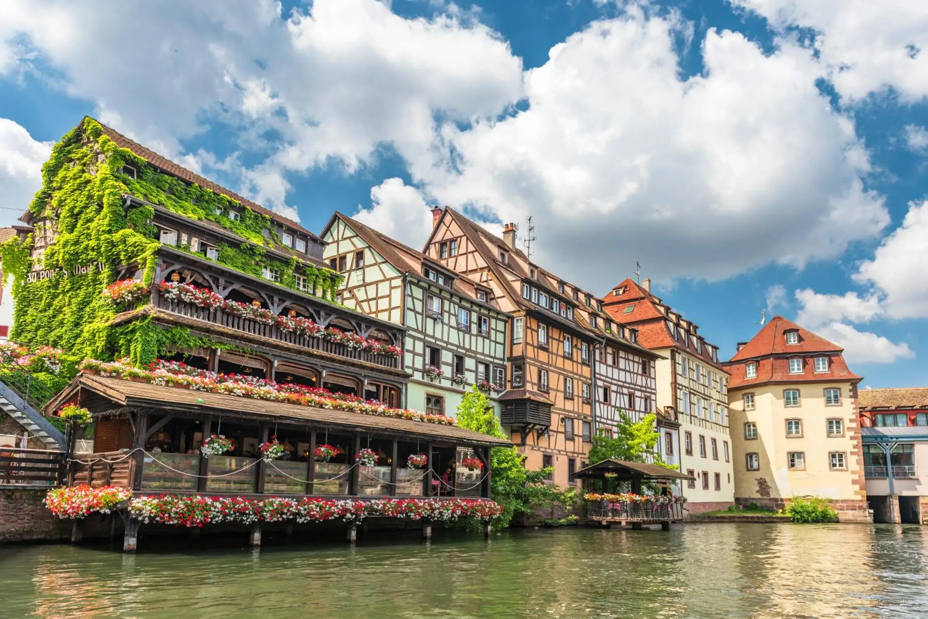 Nearby landmark, Property Building in Cerise Strasbourg