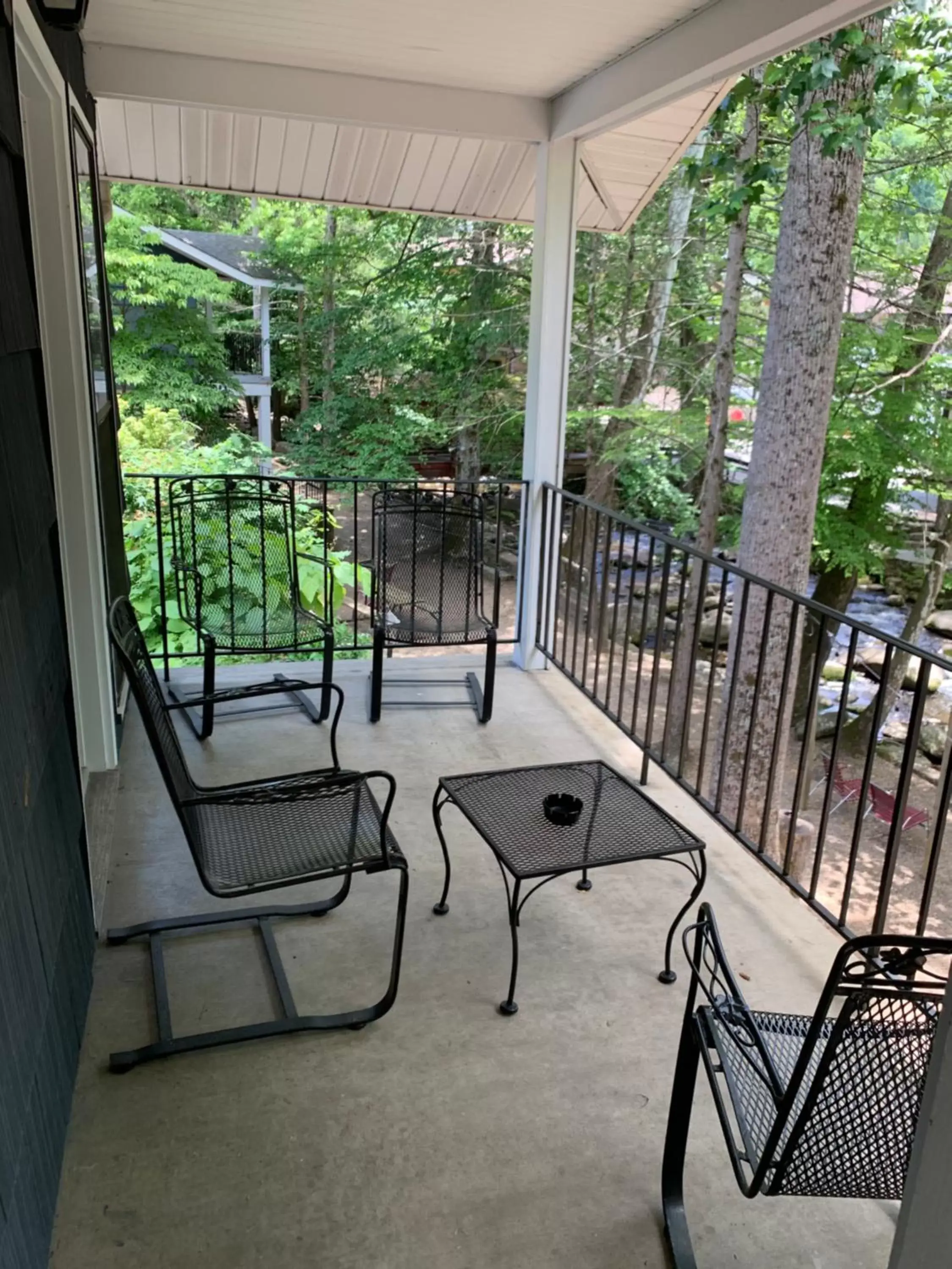 Balcony/Terrace in Carr's Northside Hotel and Cottages