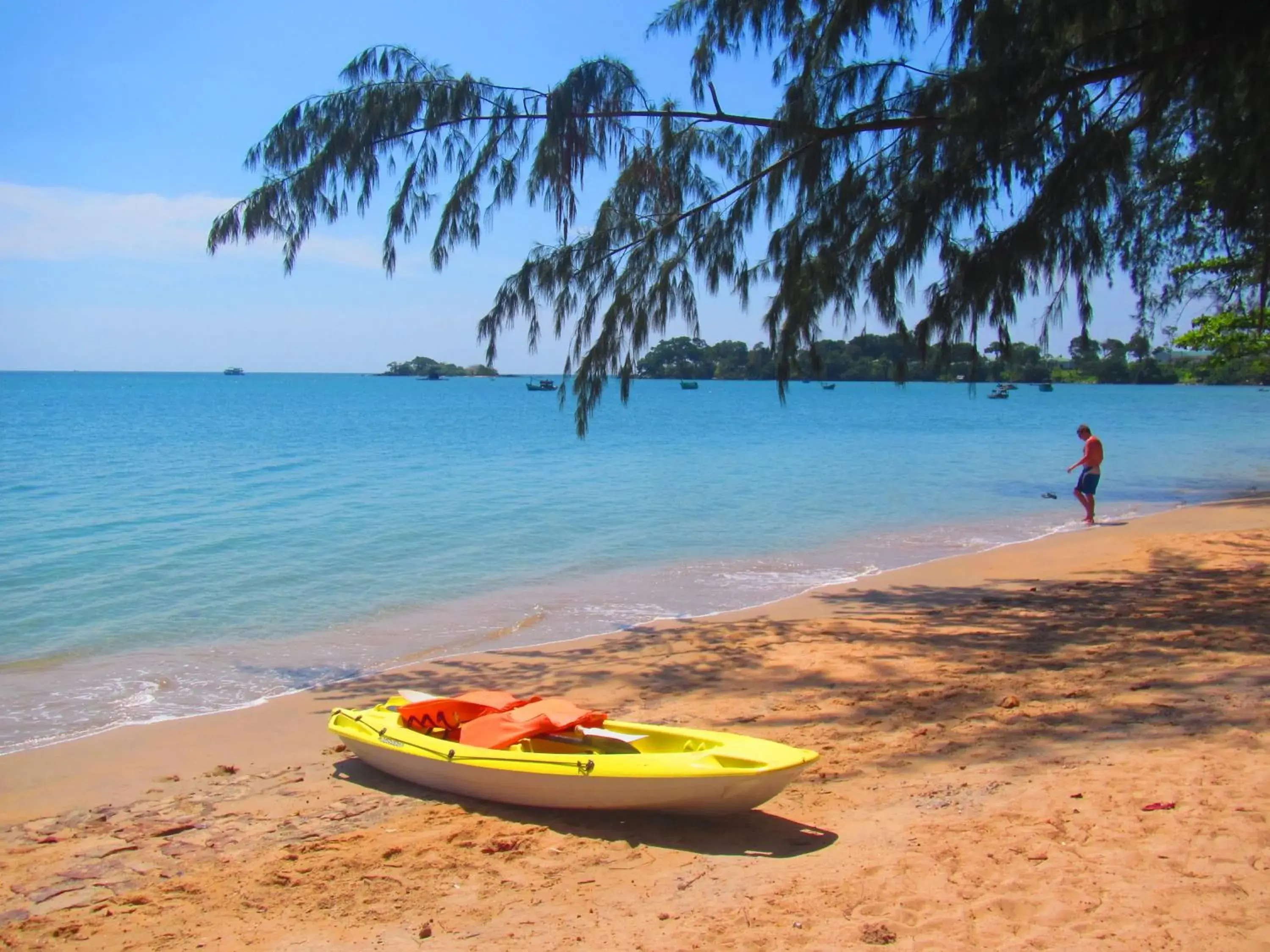 Beach in Bamboo Cottages