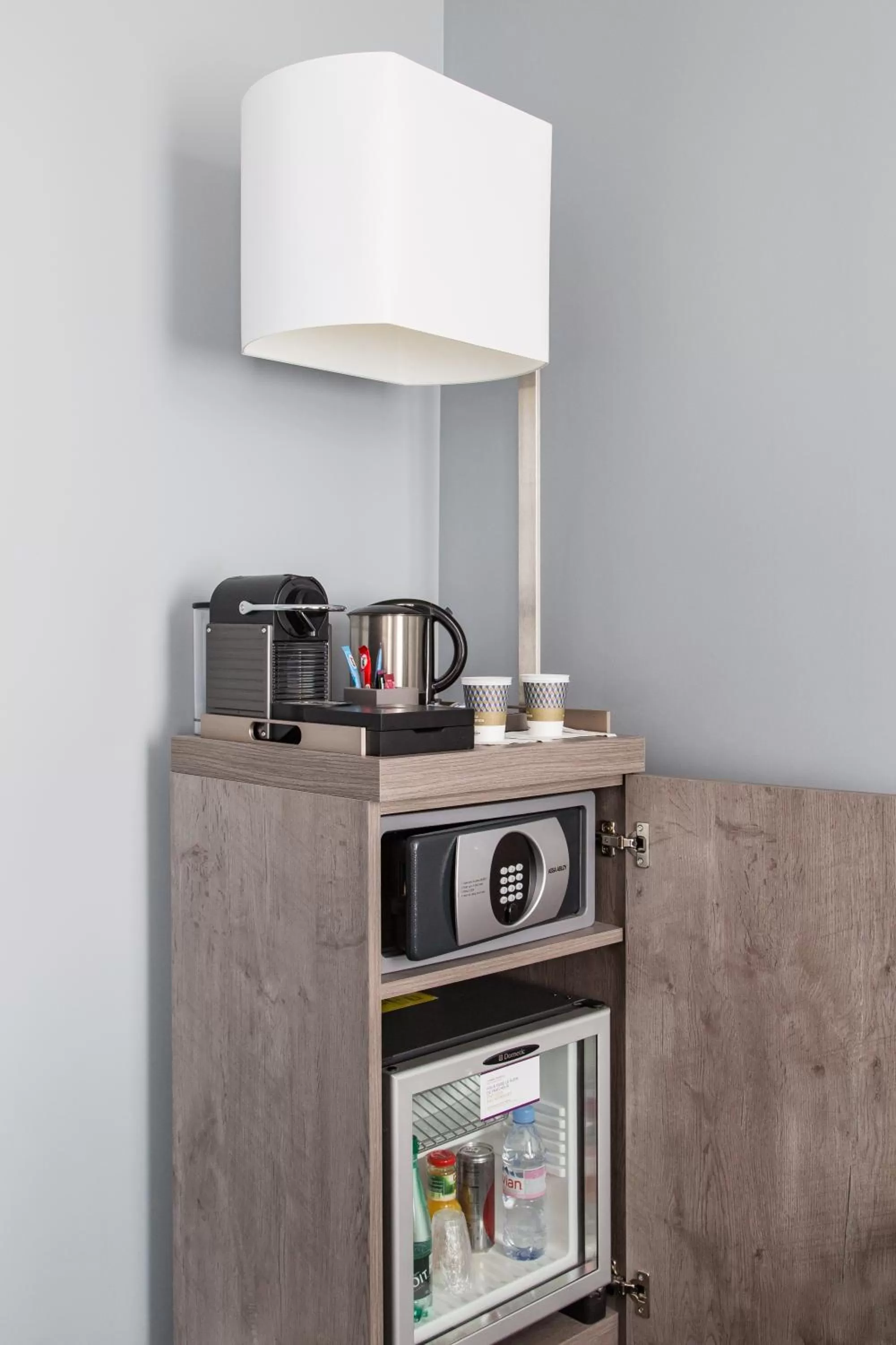 Coffee/tea facilities in Mercure Nancy Centre Place Stanislas