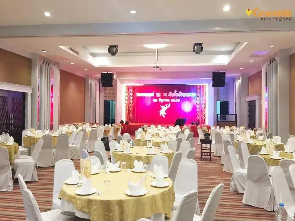 Meeting/conference room, Banquet Facilities in Grand Hill Resort and Spa