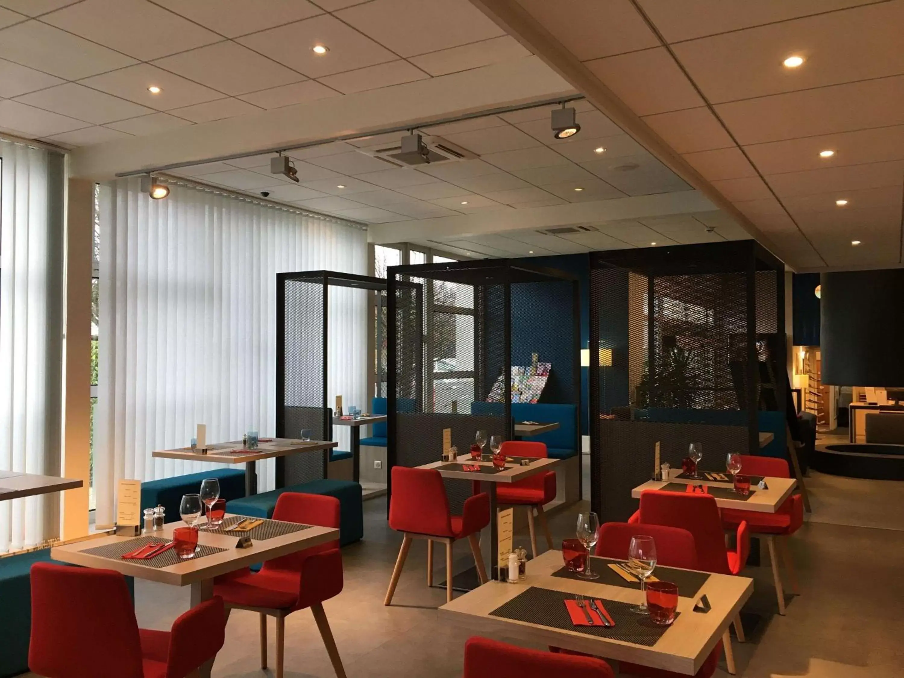 Restaurant/Places to Eat in ibis Styles Beauvais
