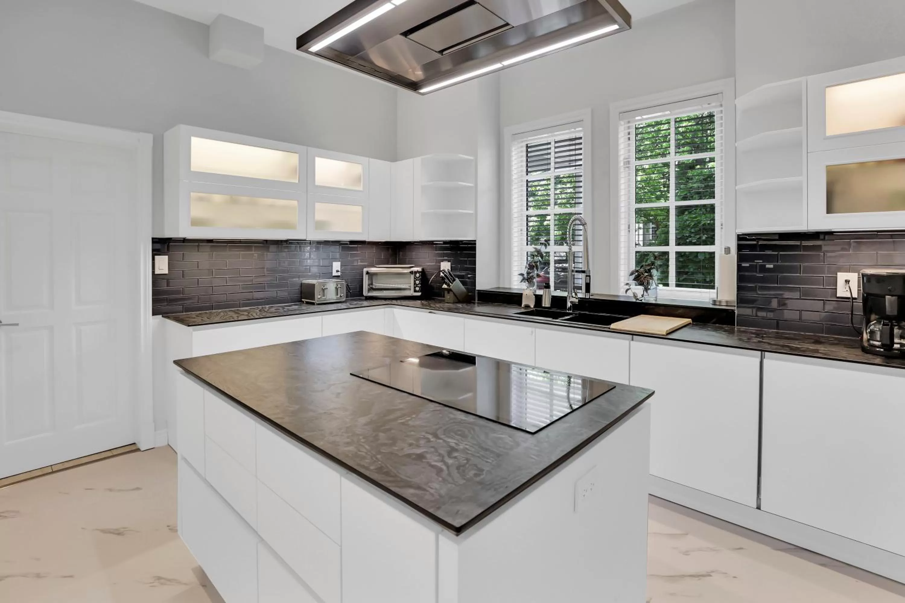 Kitchen or kitchenette, Kitchen/Kitchenette in Somerset - A Private Retreat