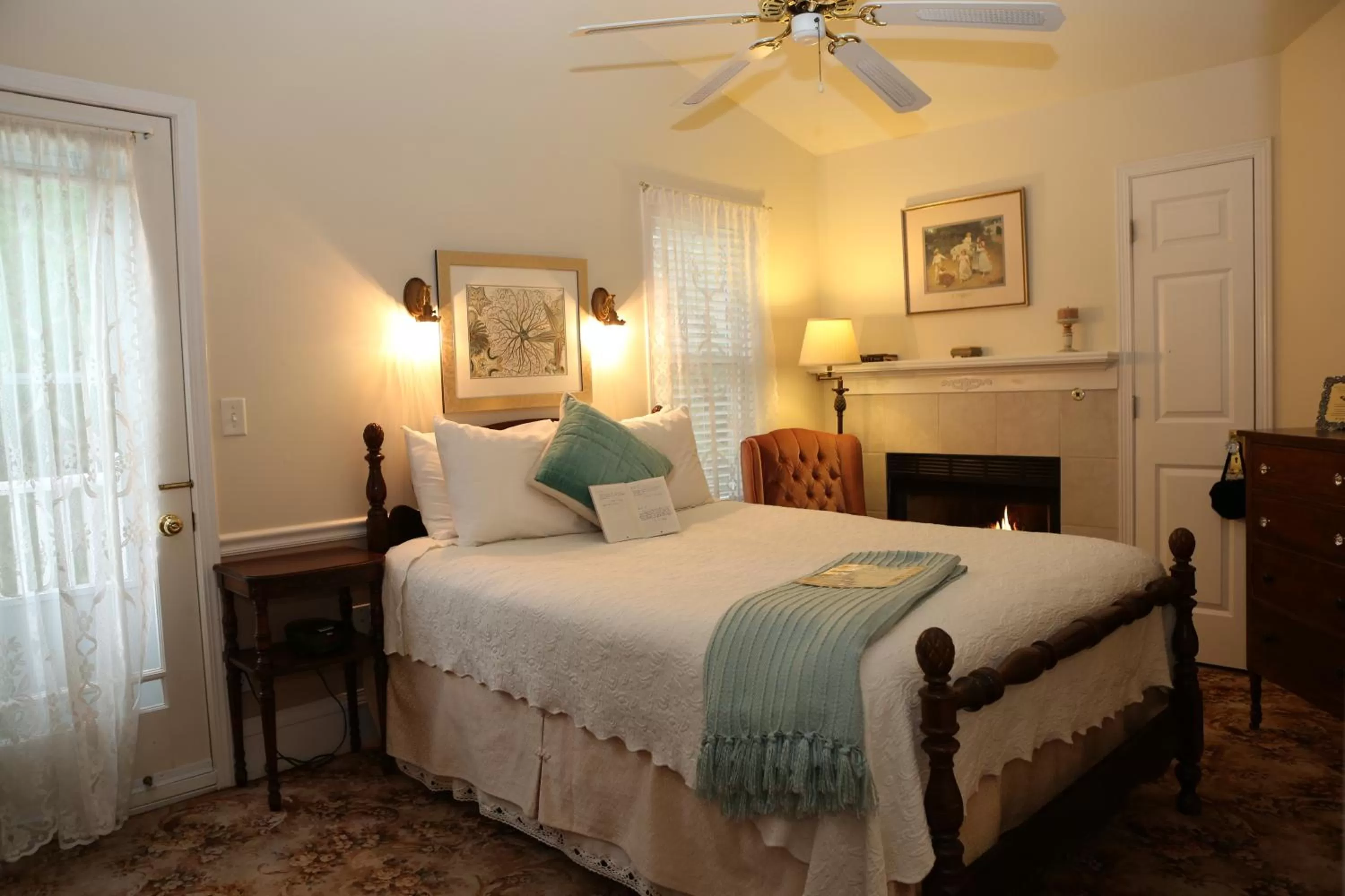 Bed in Martha's Vineyard B & B