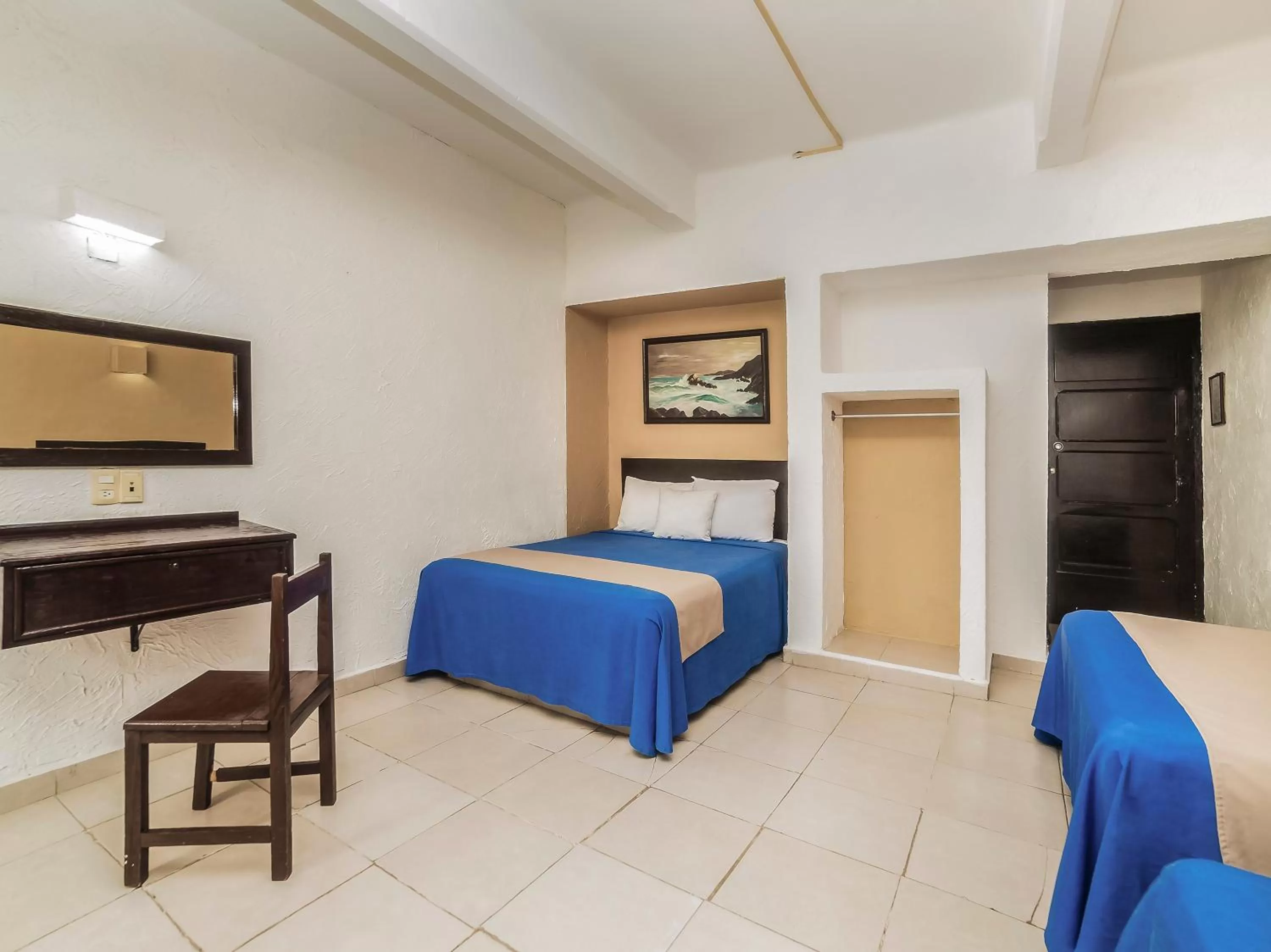 Bed in Hotel Trianon