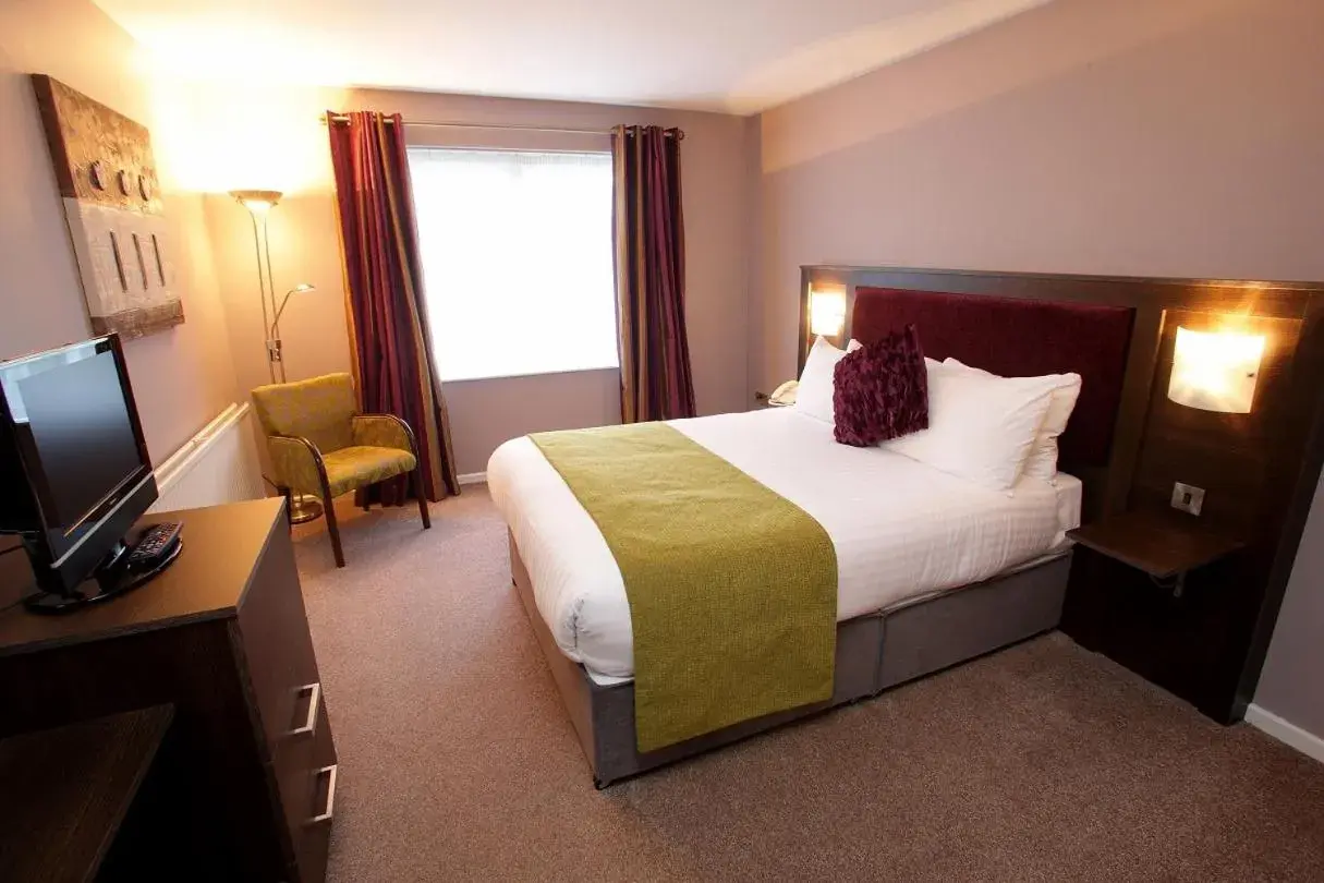 Bed in Waterfoot Hotel