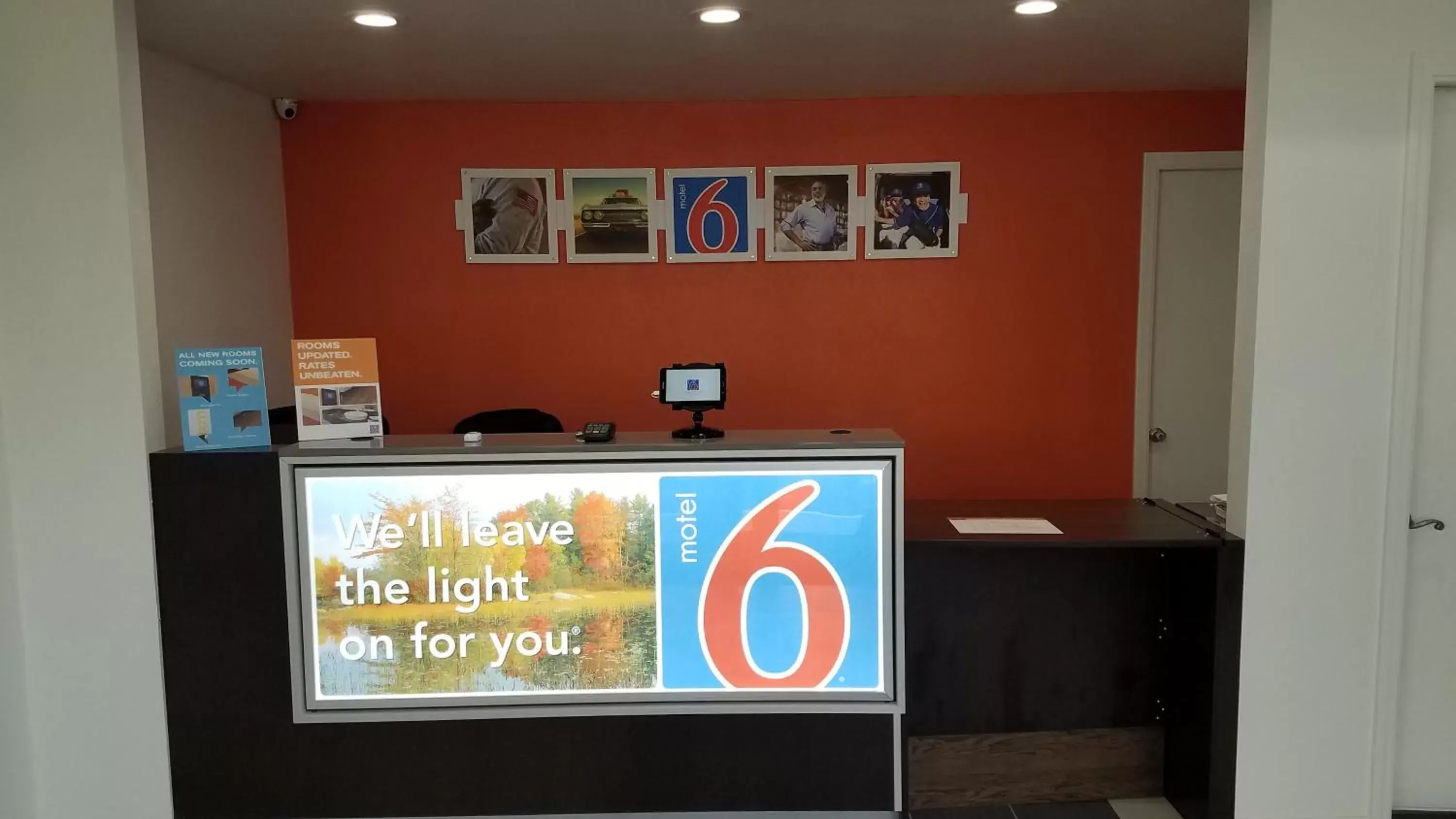 Property building, Lobby/Reception in Motel 6-Alma, AR