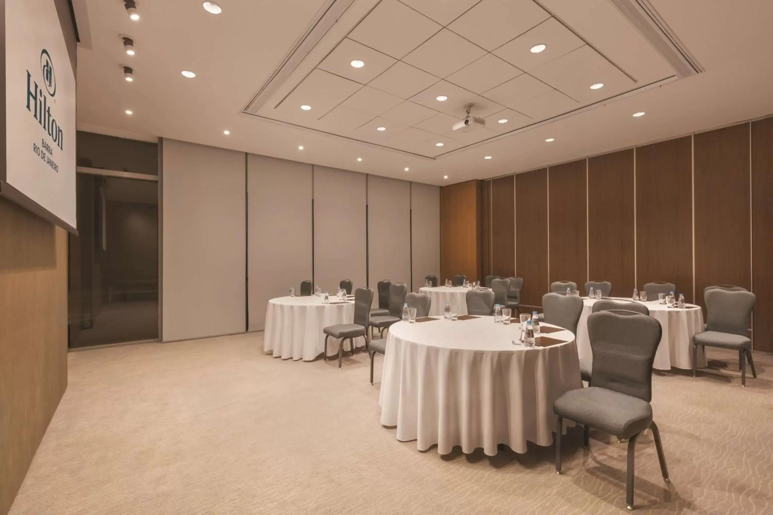 Meeting/conference room in Hilton Barra Rio de Janeiro