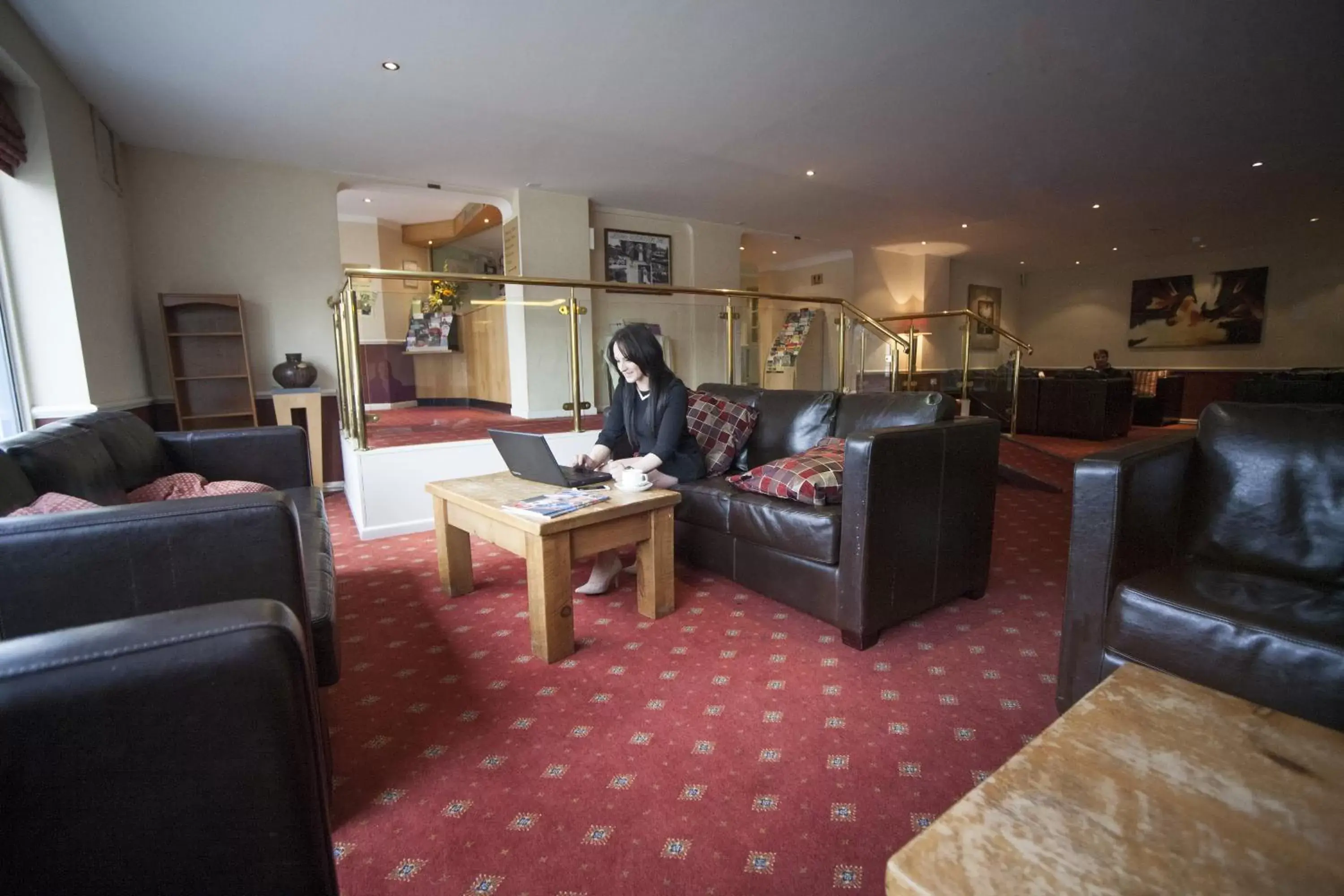 Restaurant/places to eat, Seating Area in Shillingford Bridge Hotel