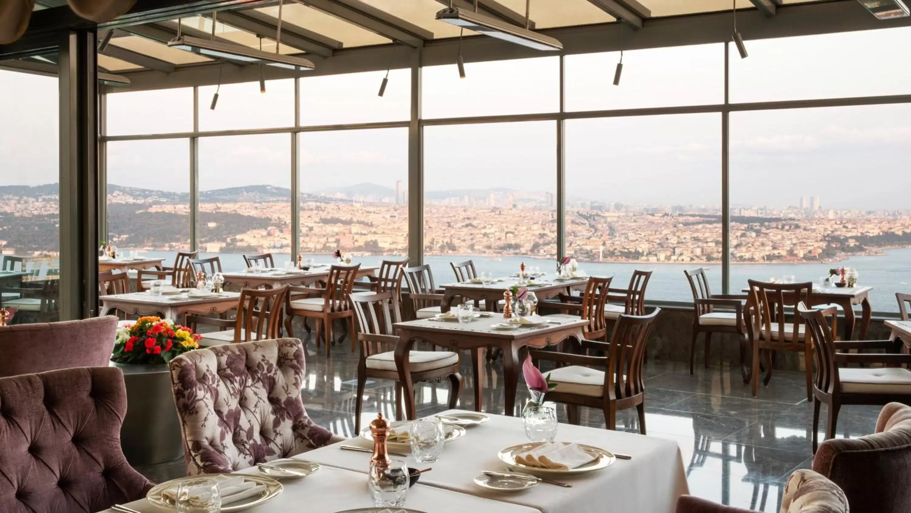 Restaurant/Places to Eat in InterContinental Istanbul, an IHG Hotel