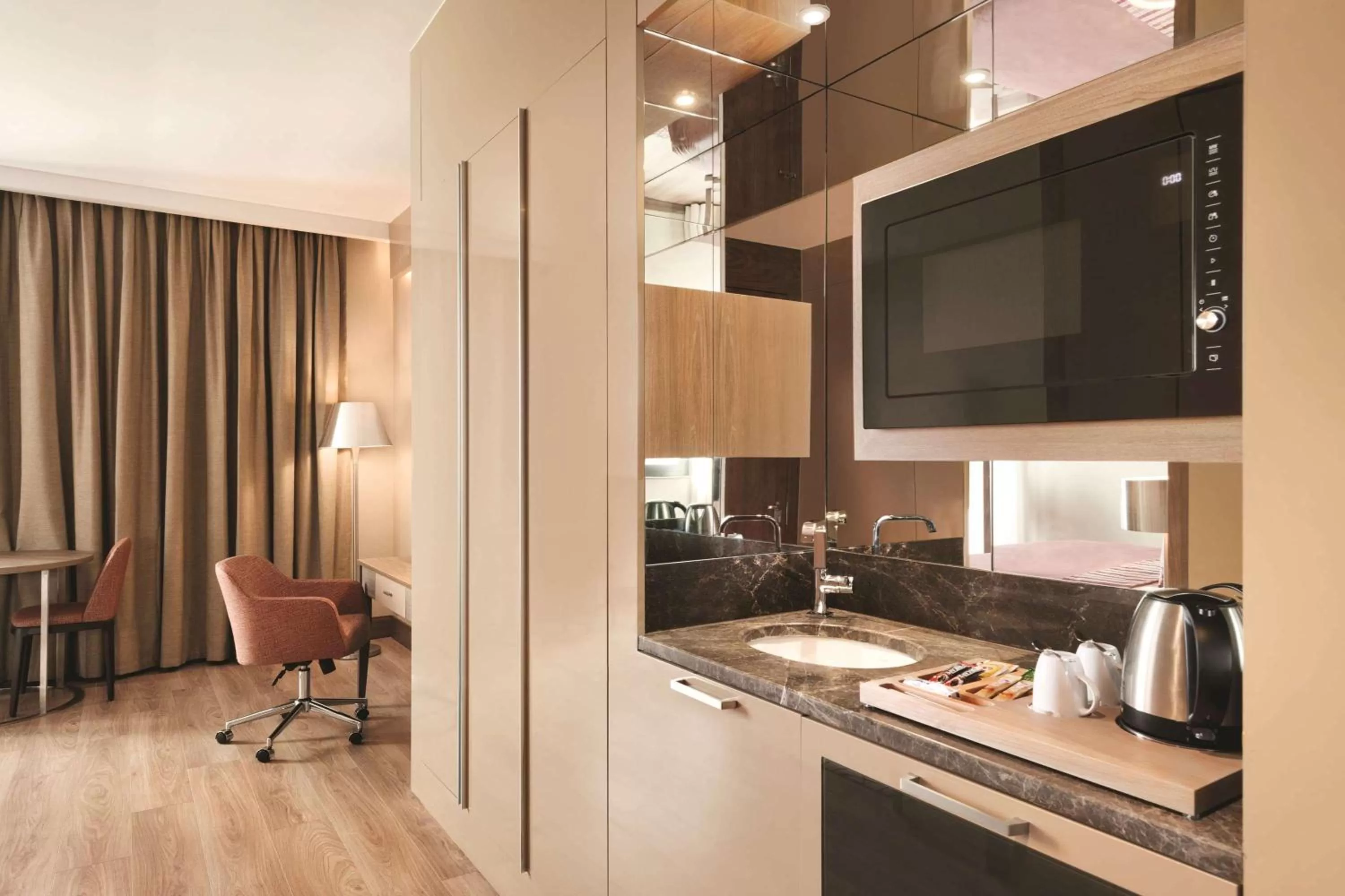 Photo of the whole room in TRYP by Wyndham Istanbul Basın Ekspres