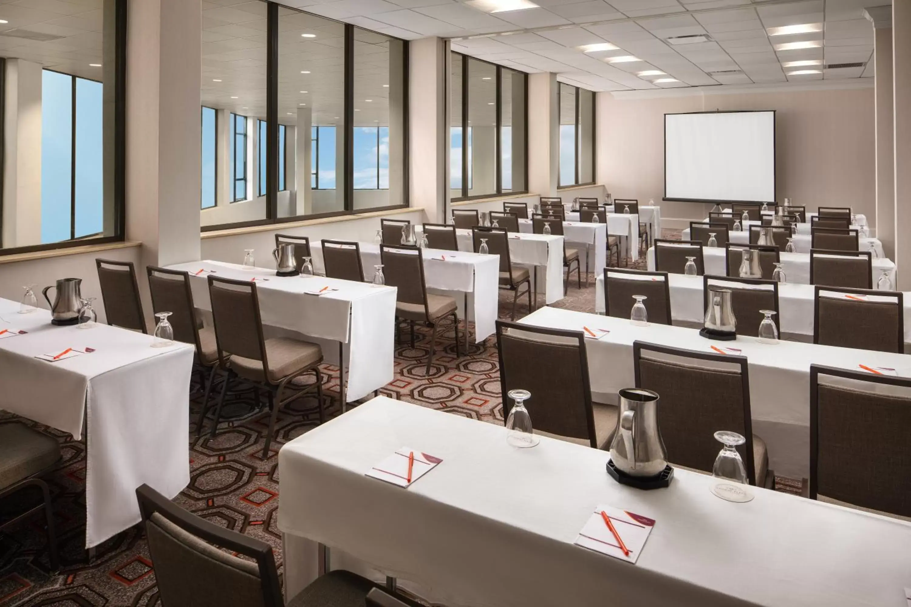 Meeting/conference room in Crowne Plaza Dallas Market Center, an IHG Hotel