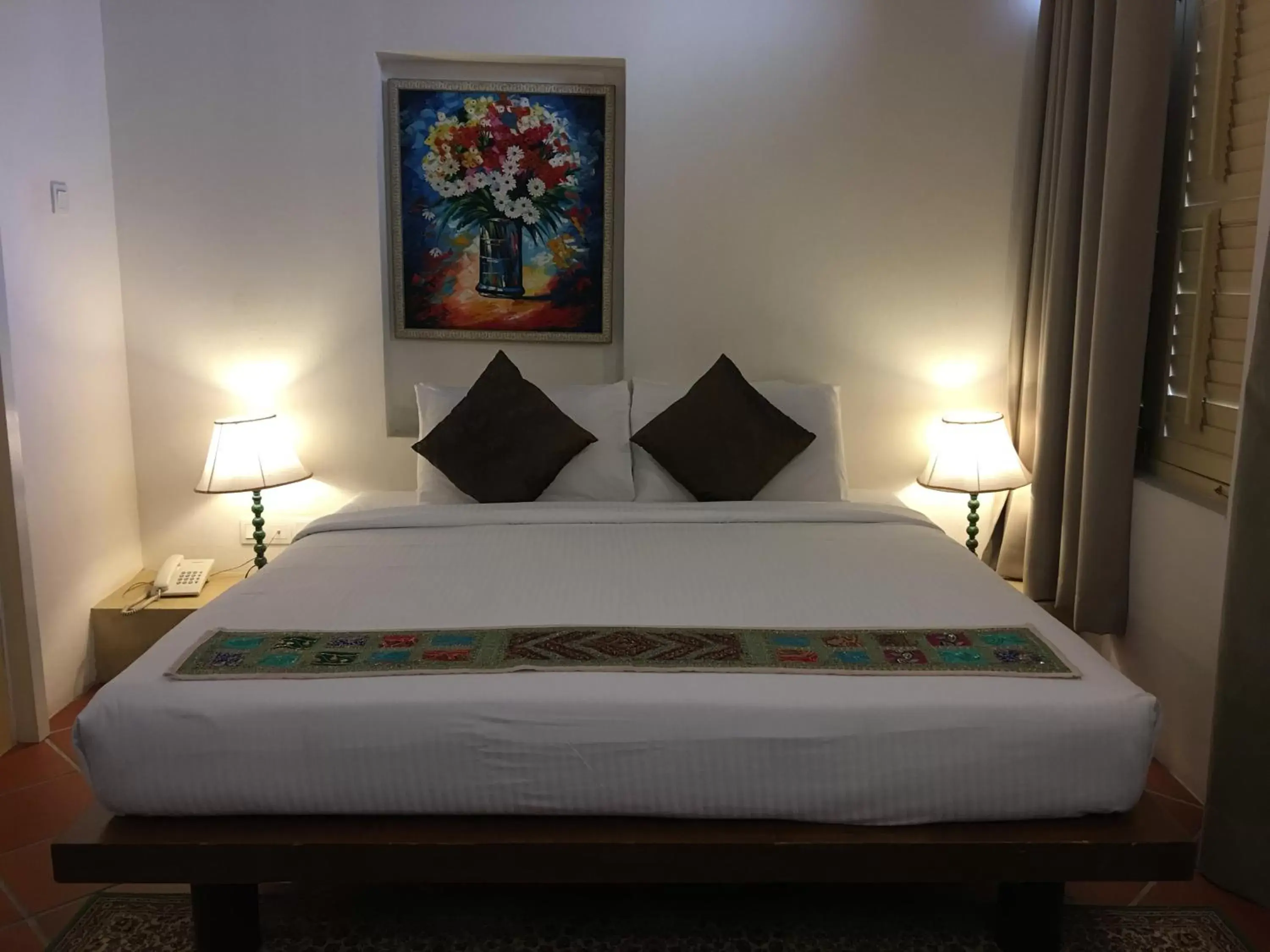 Photo of the whole room, Bed in Spices Hotel