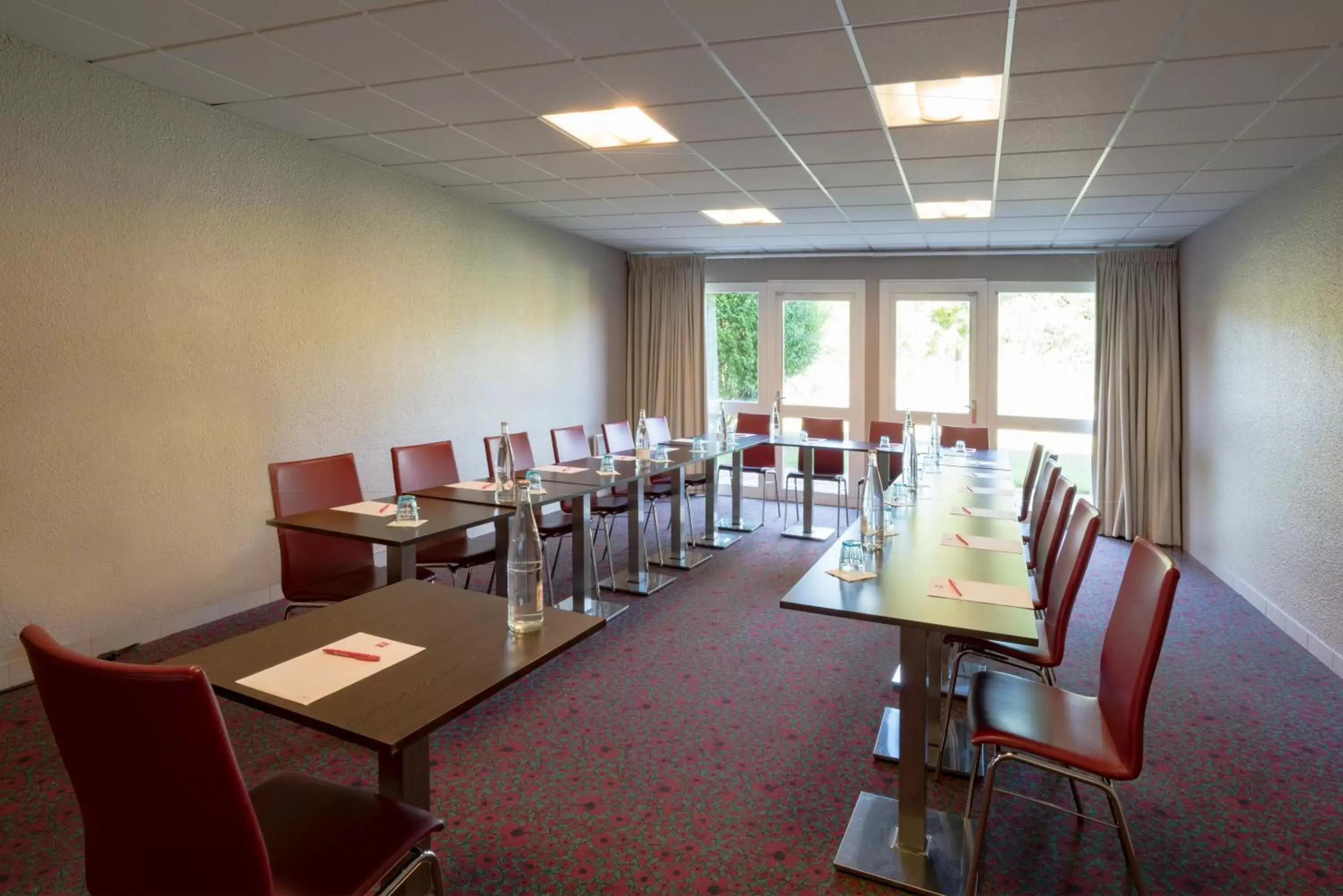 Meeting/conference room, Restaurant/Places to Eat in ibis Creil Sur Oise