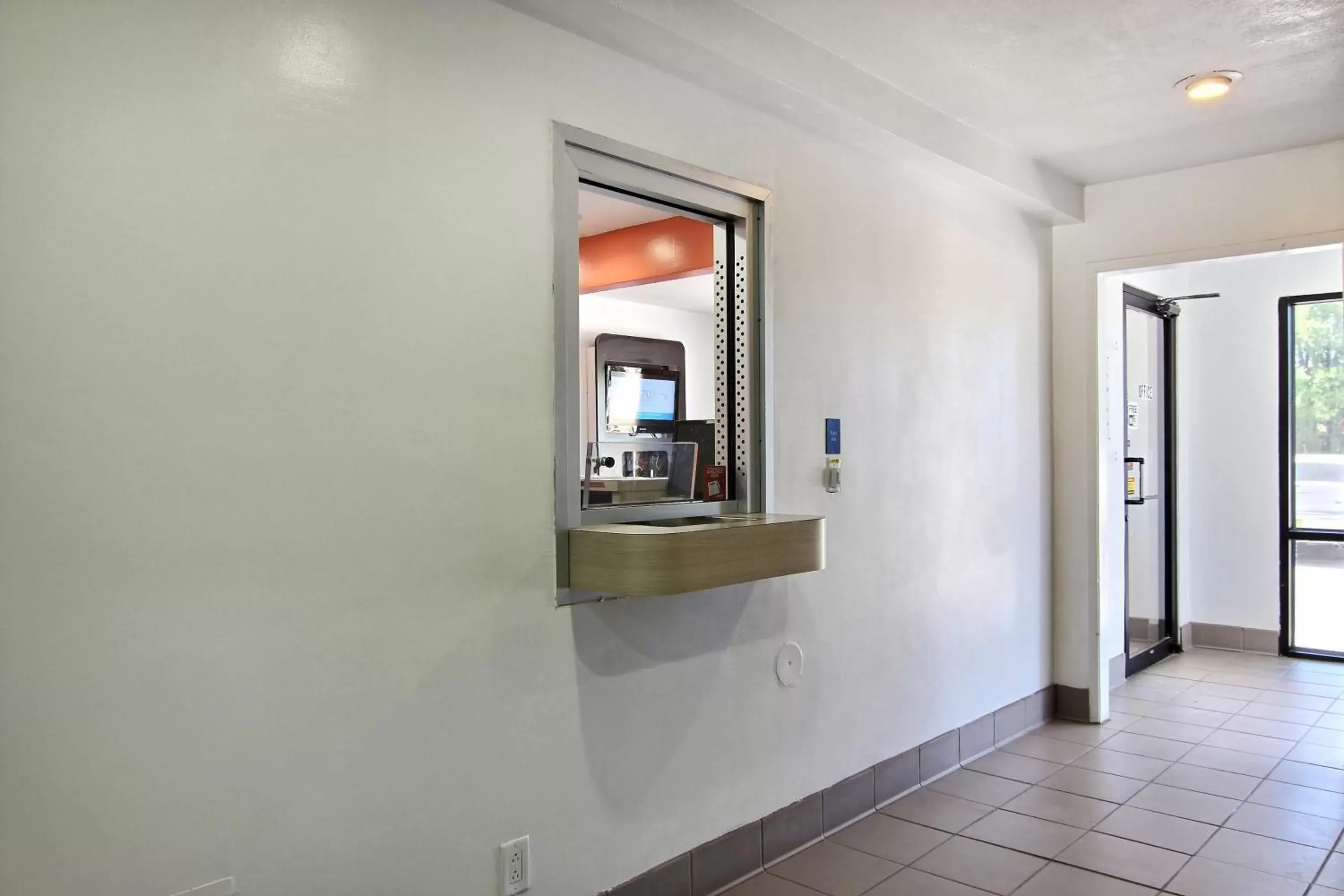 Lobby or reception, Lobby/Reception in Motel 6-Carlsbad, NM