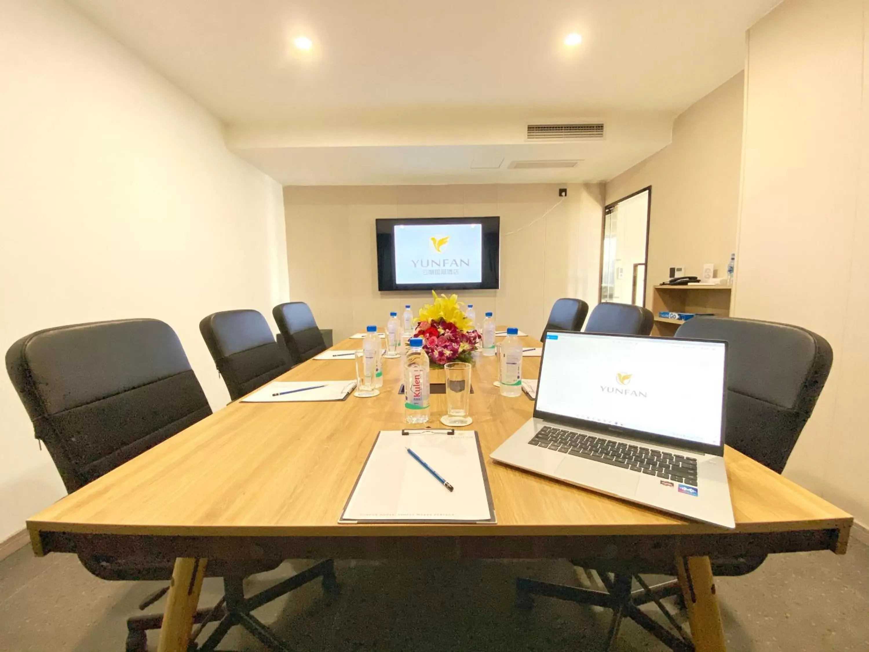 Business facilities, Business Area/Conference Room in Yunfan Hotel