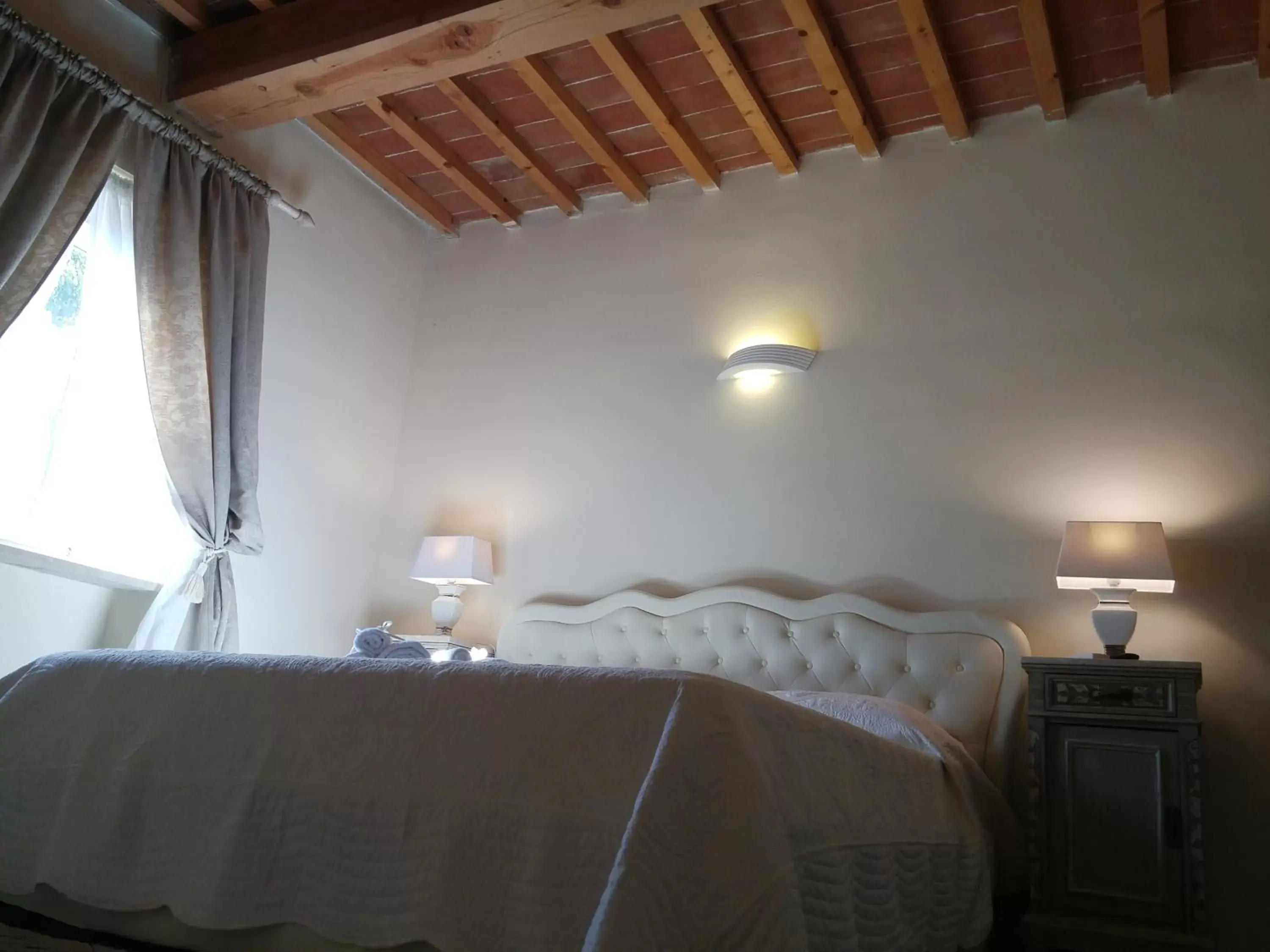 Bed, Room Photo in B&B La Bella Lucca