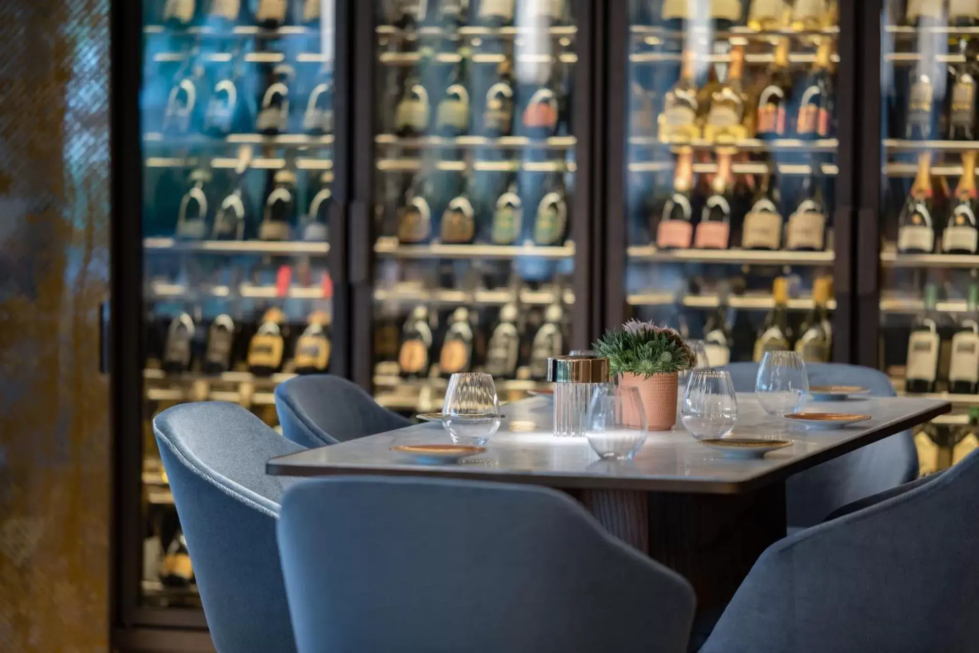 Restaurant/places to eat in Four Seasons Hotel Milano Restaurant/places to eat in Four Seasons Hotel Milano