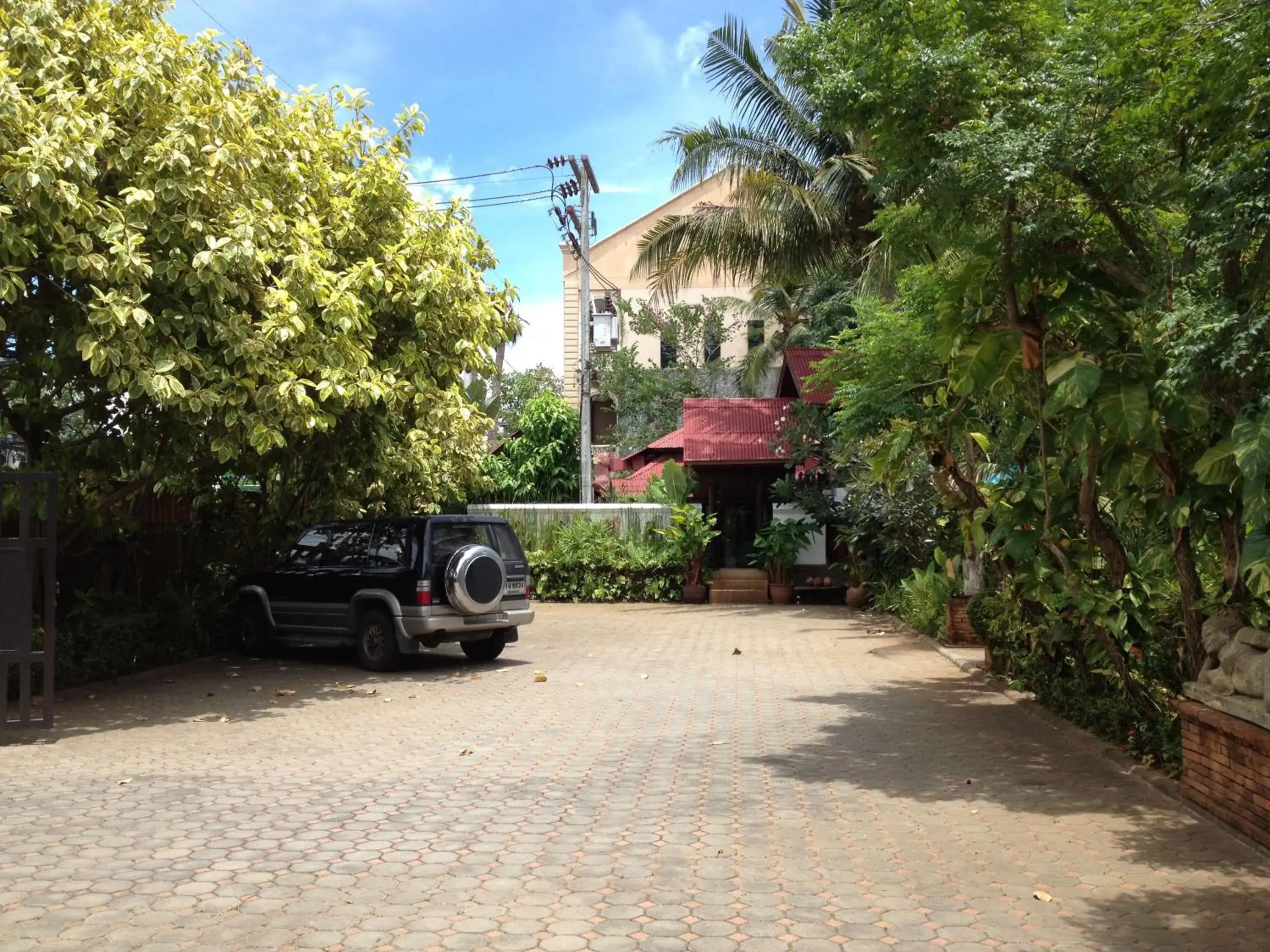 Garden, Property Building in Ban Keaw Villas